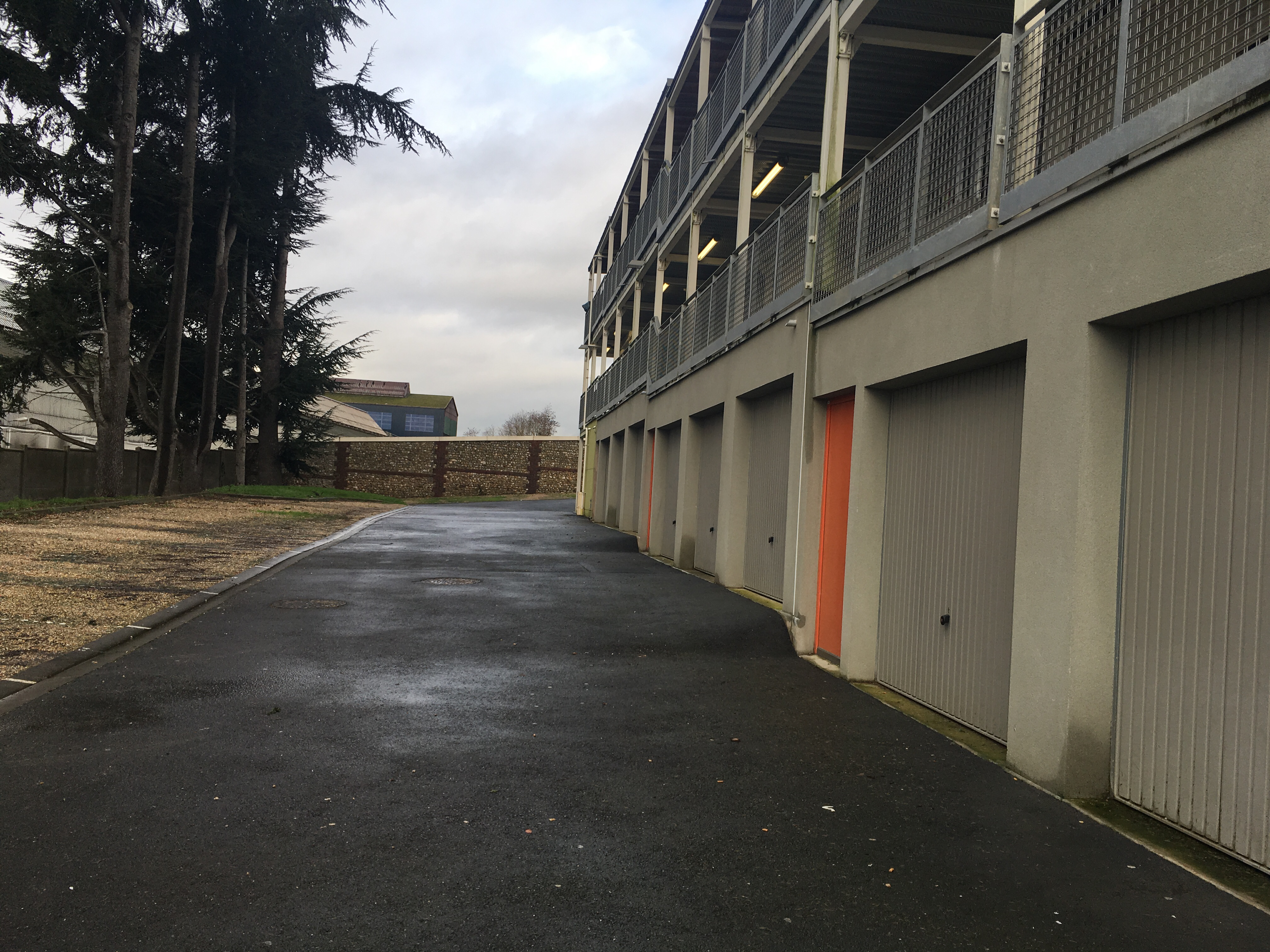 Location garage extérieur / Déville-lès-Rouen