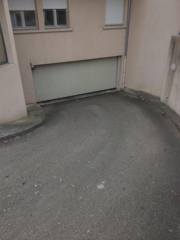 Garage sous-sol / Ternay