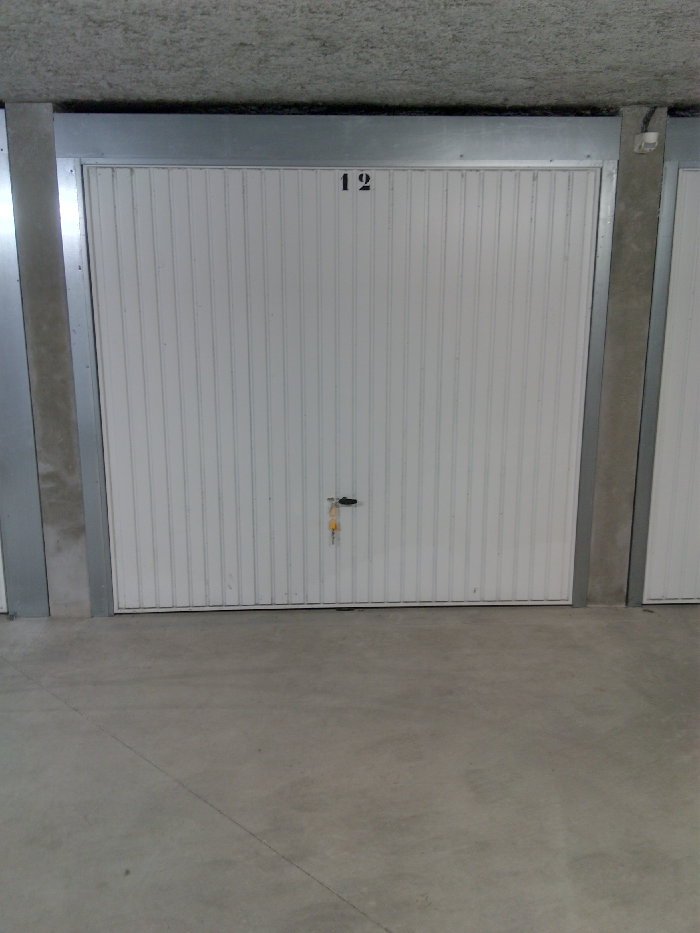 Garage à louer Bron
