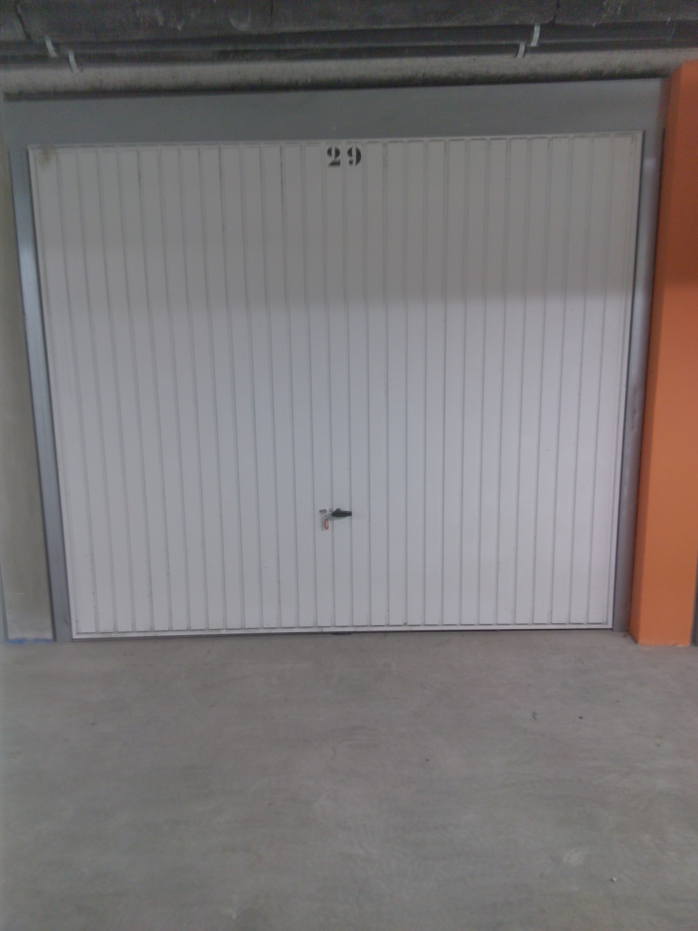Location garage Bron
