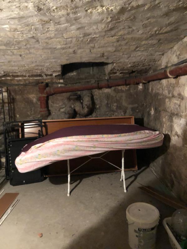 Cave en location dans Paris