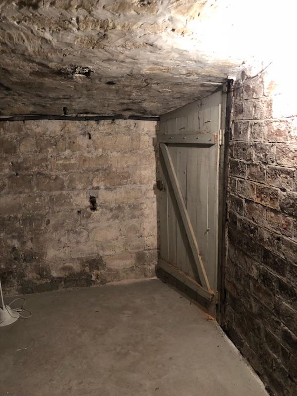 Cave en location dans Paris