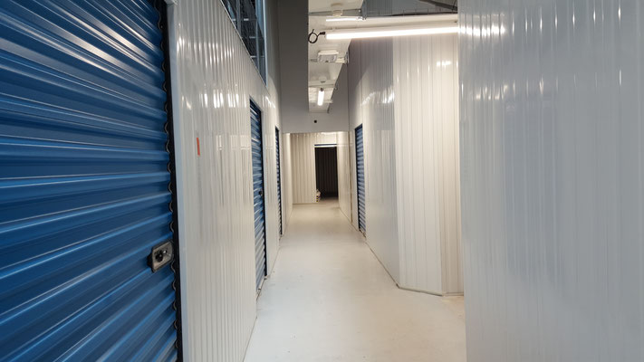 Grand box de self-stockage
