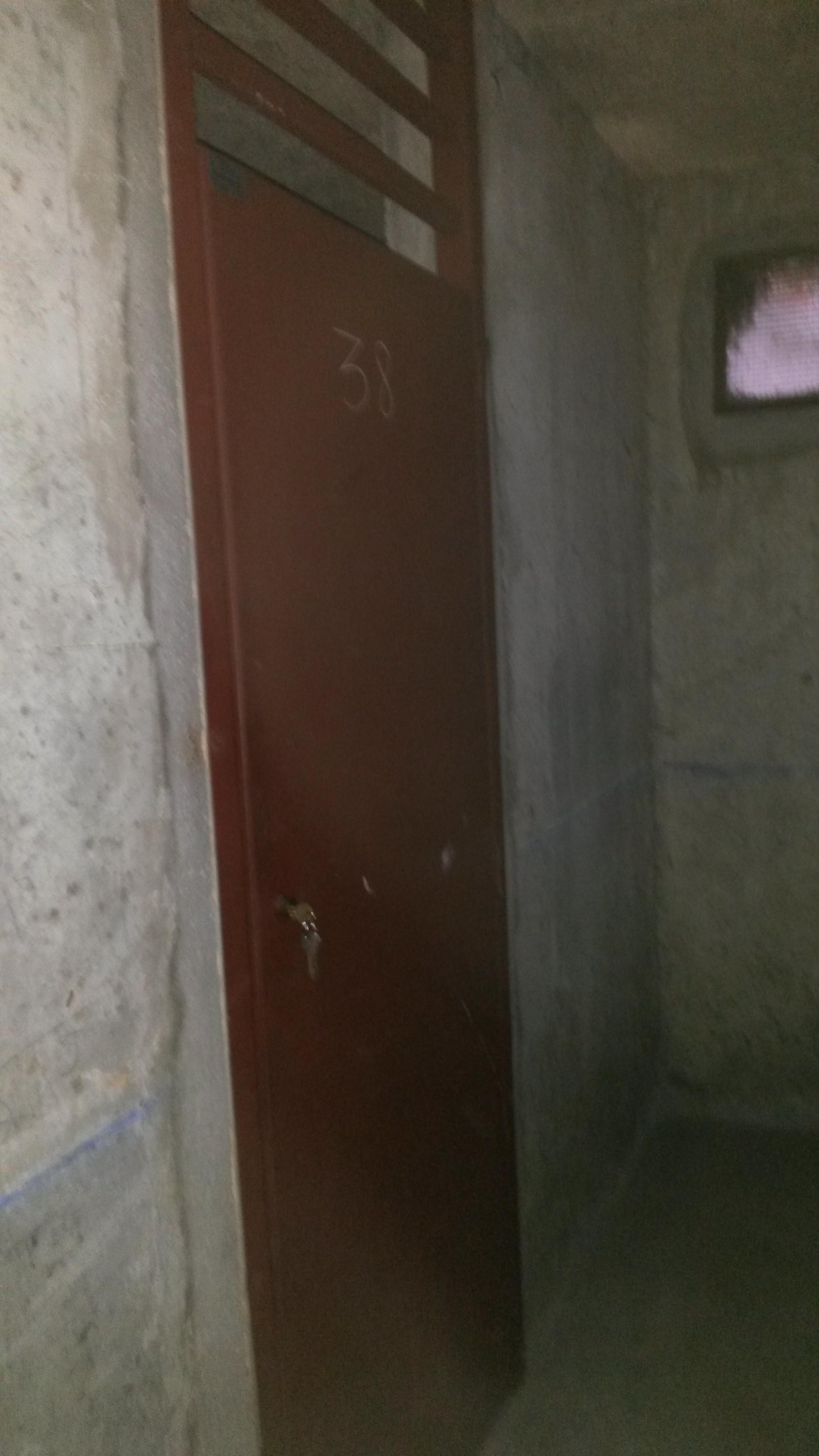 Cave sécurisée dans Résidence, protégée par 3 portes
