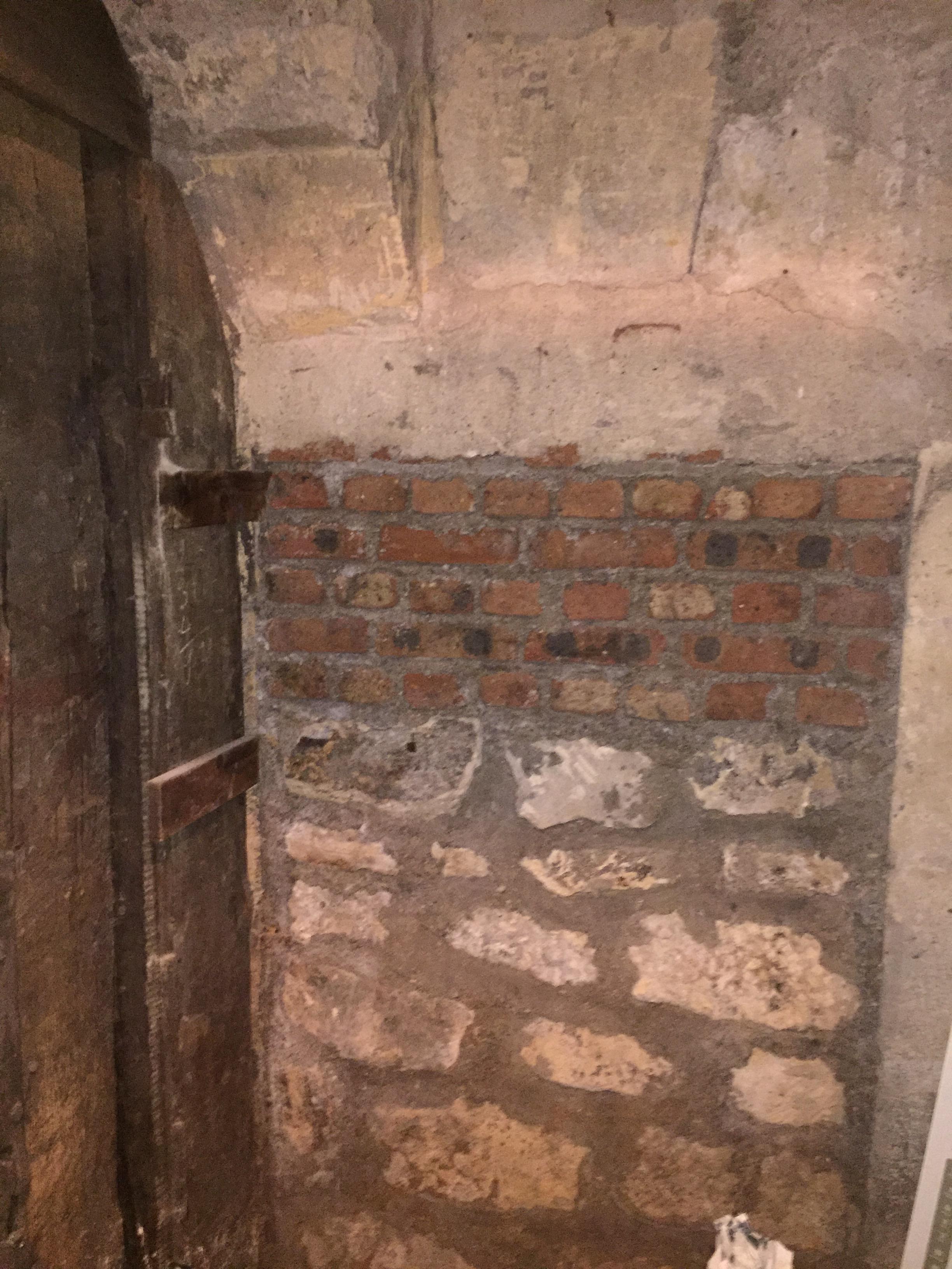 CAVE IDÉALE EN PLEIN CŒUR DE PARIS