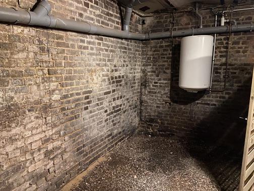 Box à louer de 8m²