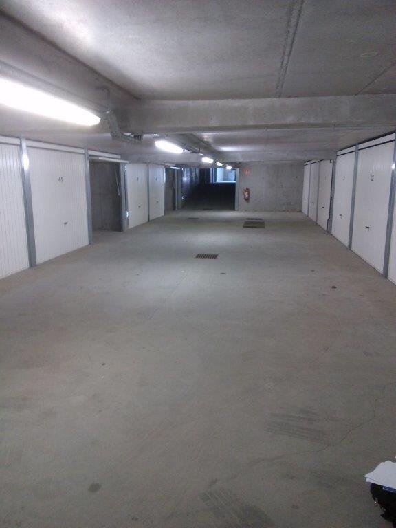 Location garage fermé/ Chaponost