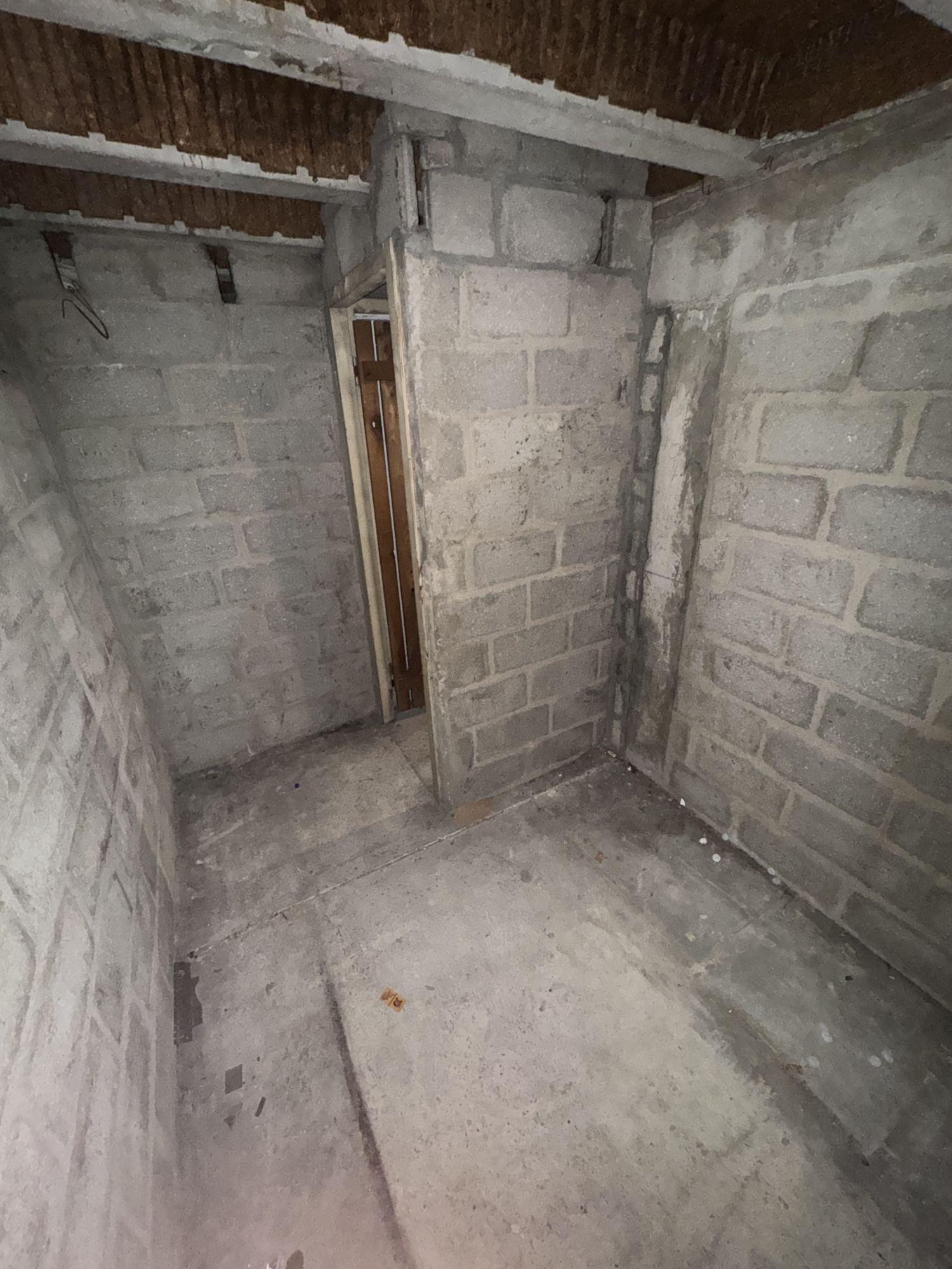 Cave à Courbevoie Accès 24H/7J Gardien