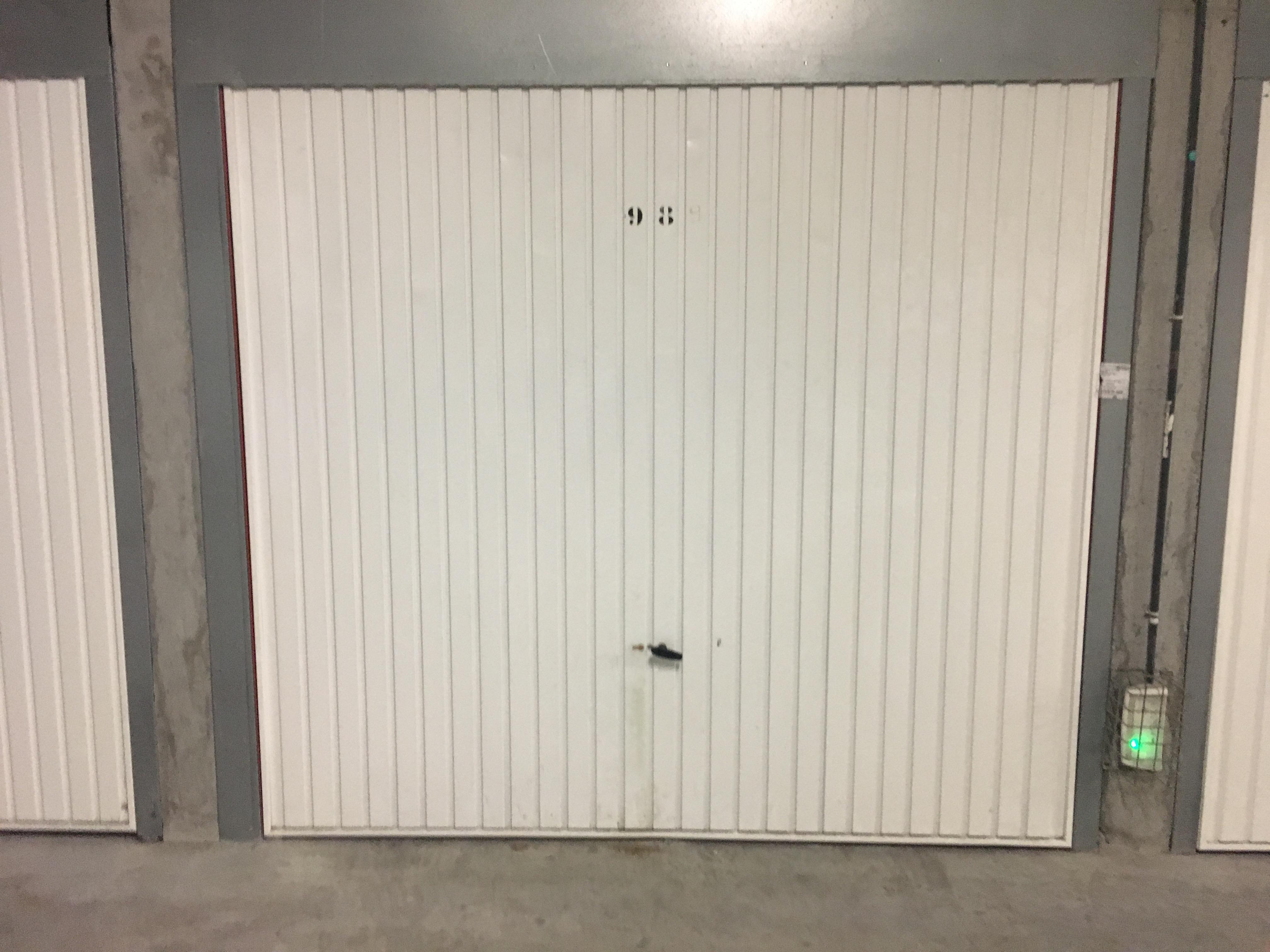 Garage individuel sécurisé à Saint Priest