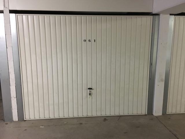Loue garage en sous-sol à Gévezé