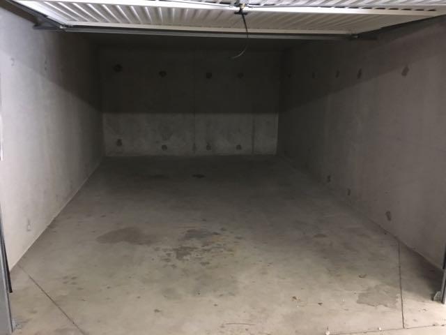 Loue garage en sous-sol à Gévezé