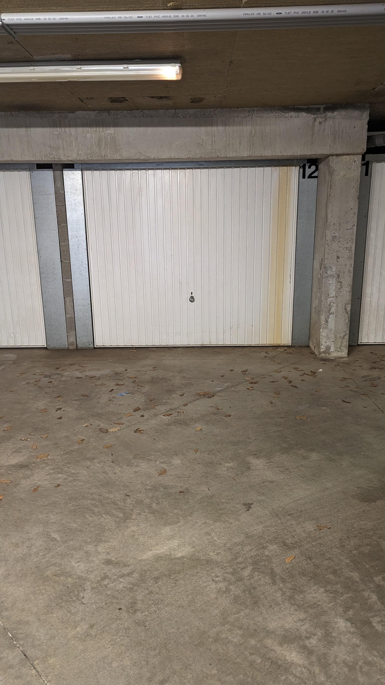 Garage privé en sous-sol / Acigné