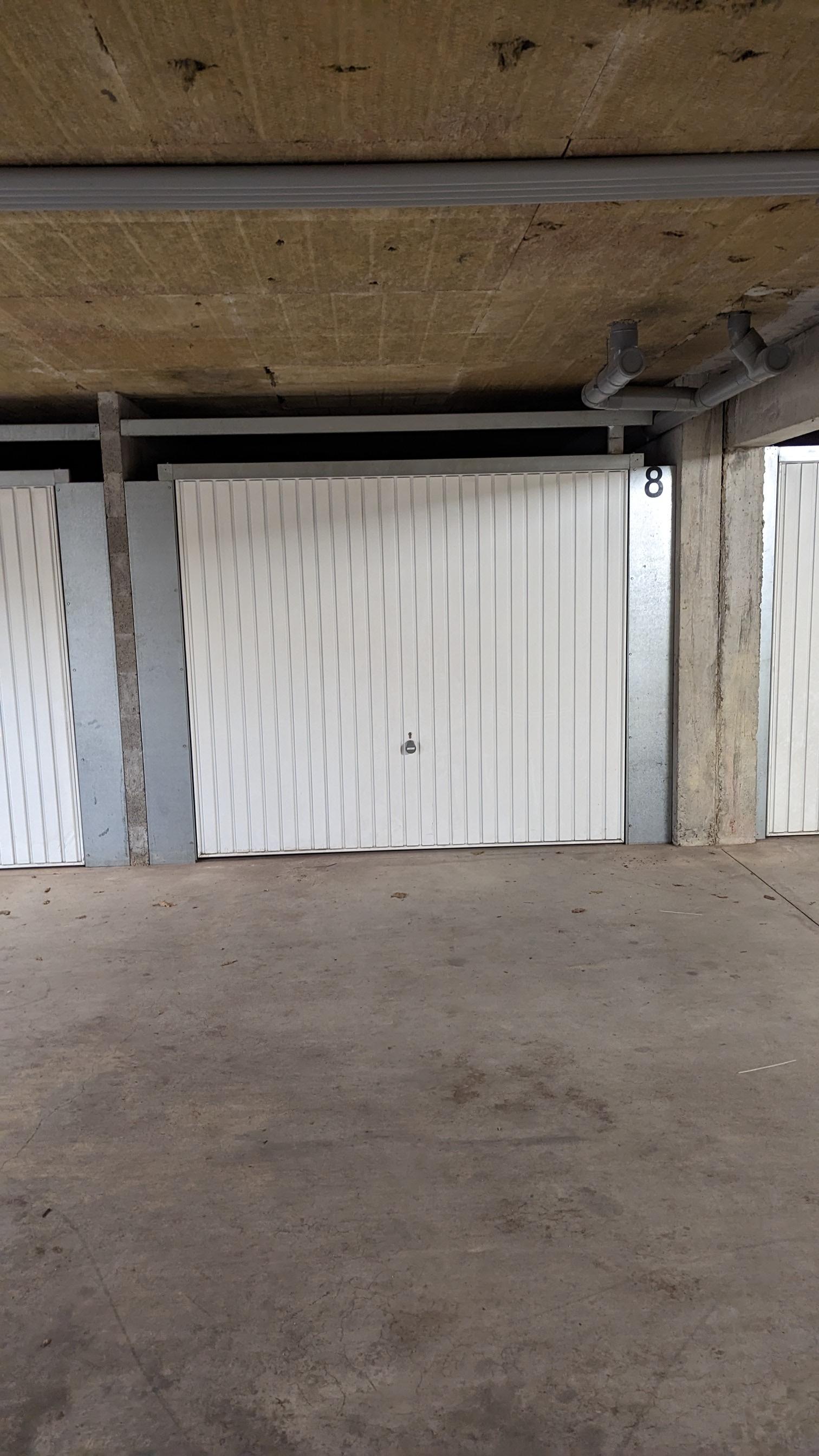 Garage sécurisé en sous sol