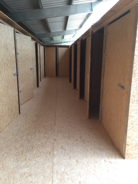 Box de stockage de 10m3 (à l'étage)