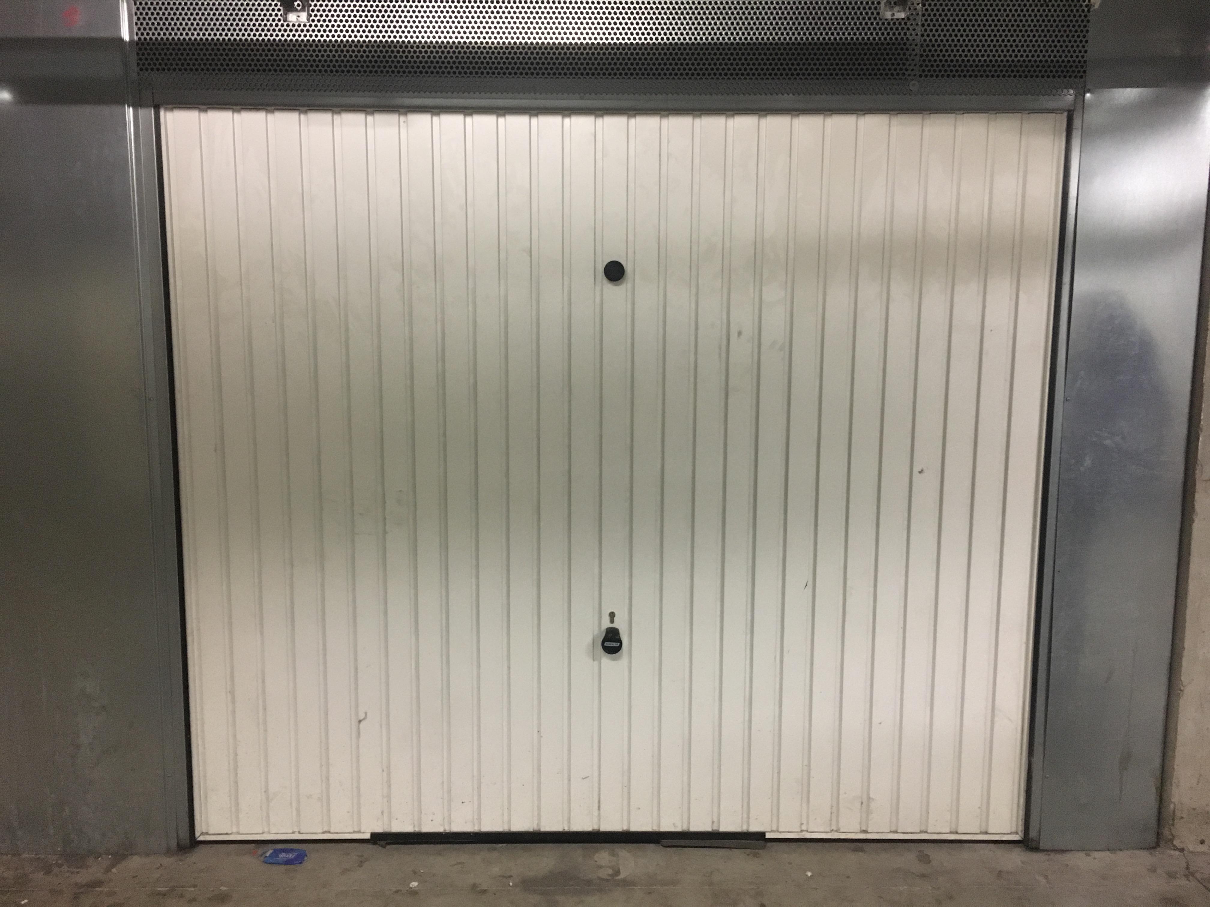 Box fermé en sous-sol