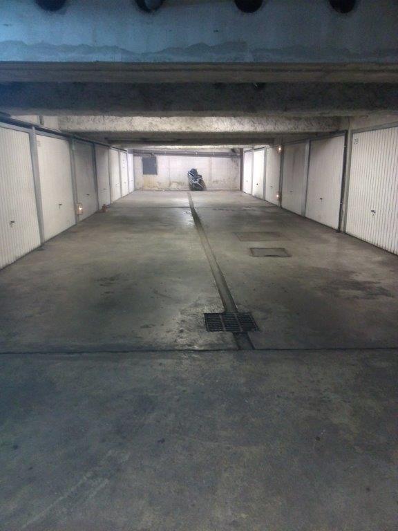 Garage parking proche Lyon