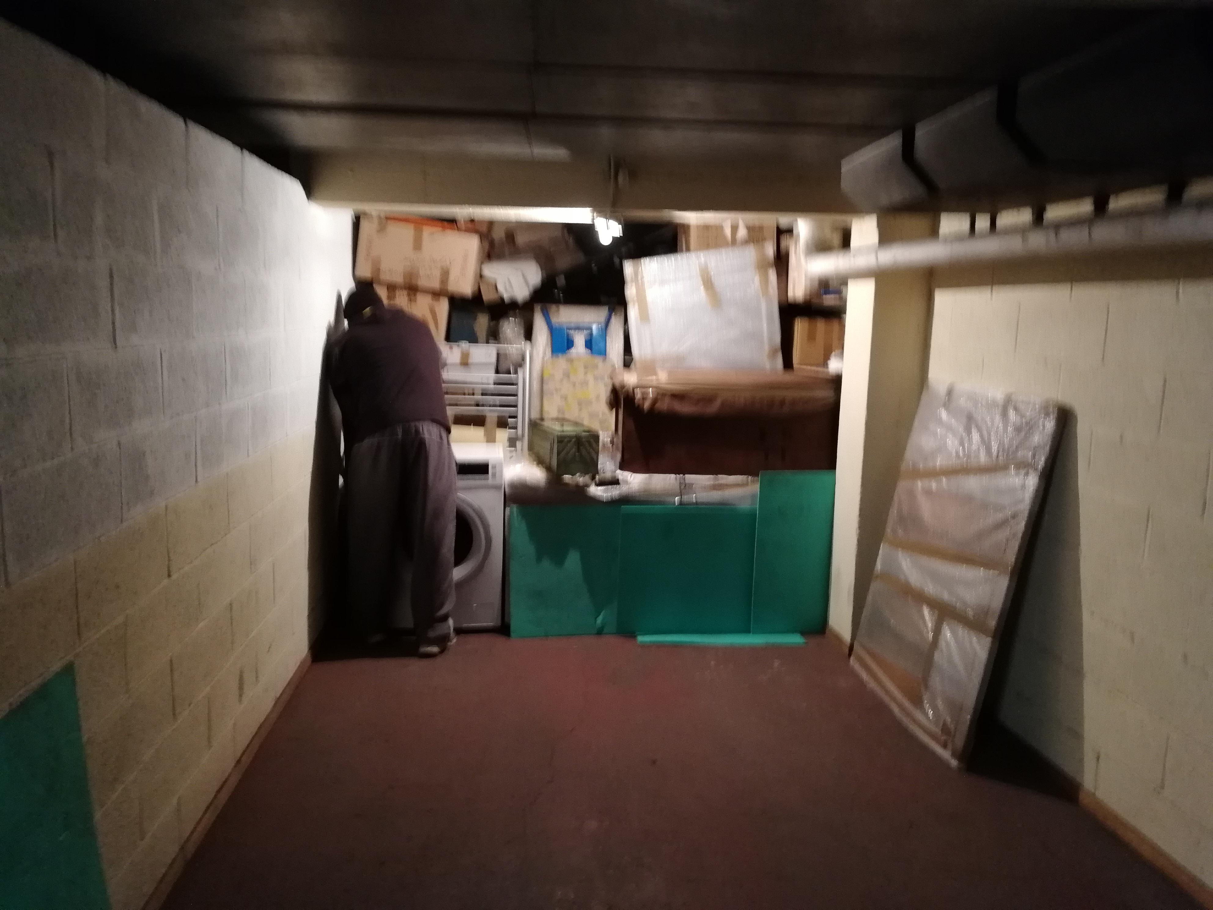 GARDE MEUBLE / ZONE DE STOCKAGE