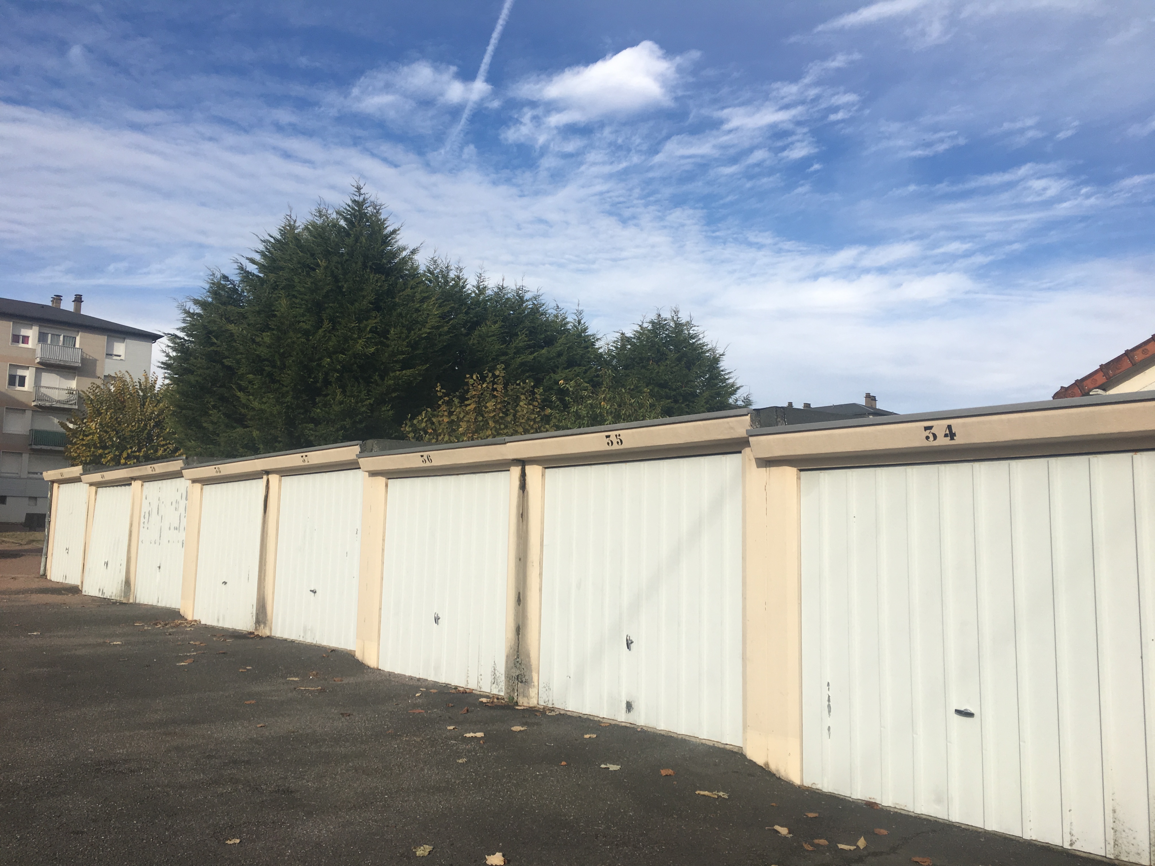 Box individuel sécurisé en Rez de Chaussée proche Nevers