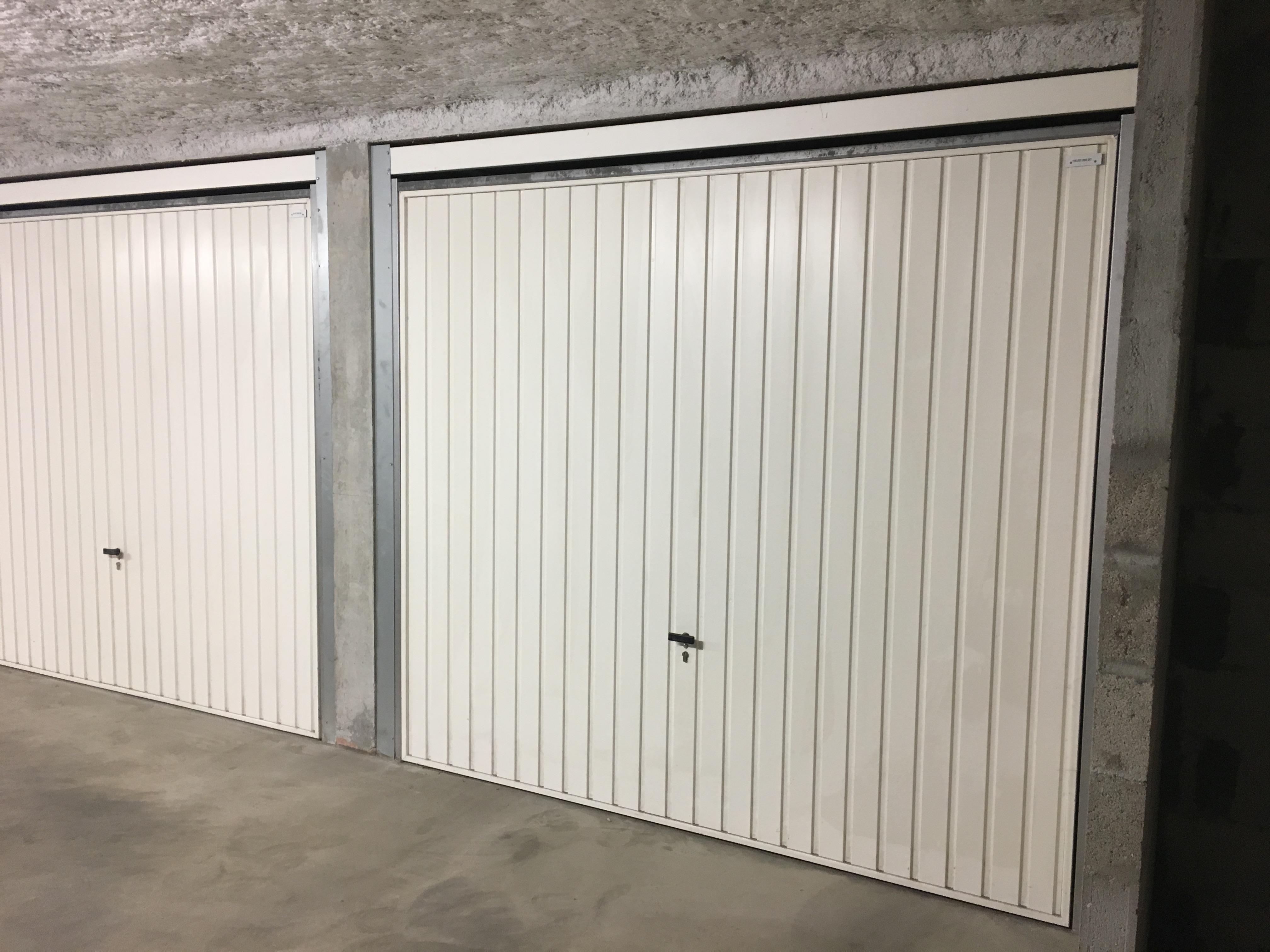 Stationnement individuel et fermé / Bourg-en-Bresse