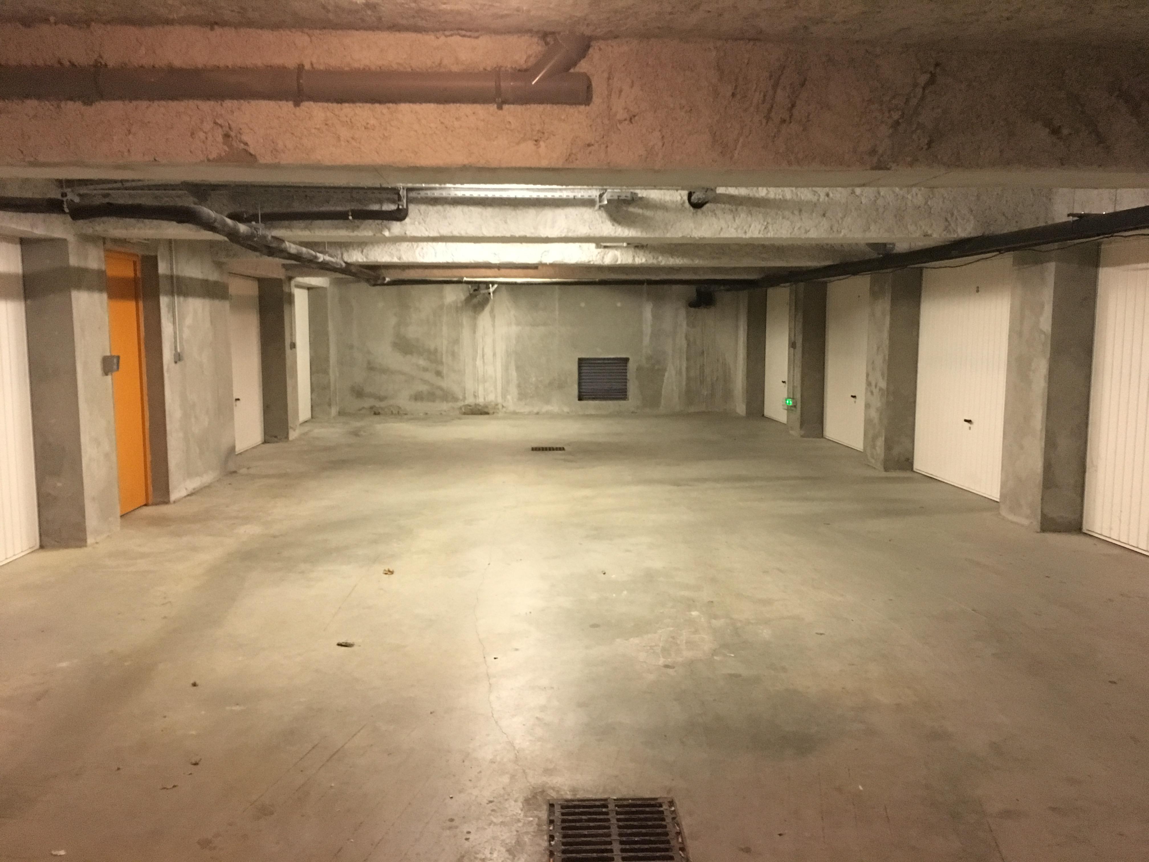Box/garage à louer 15 m2