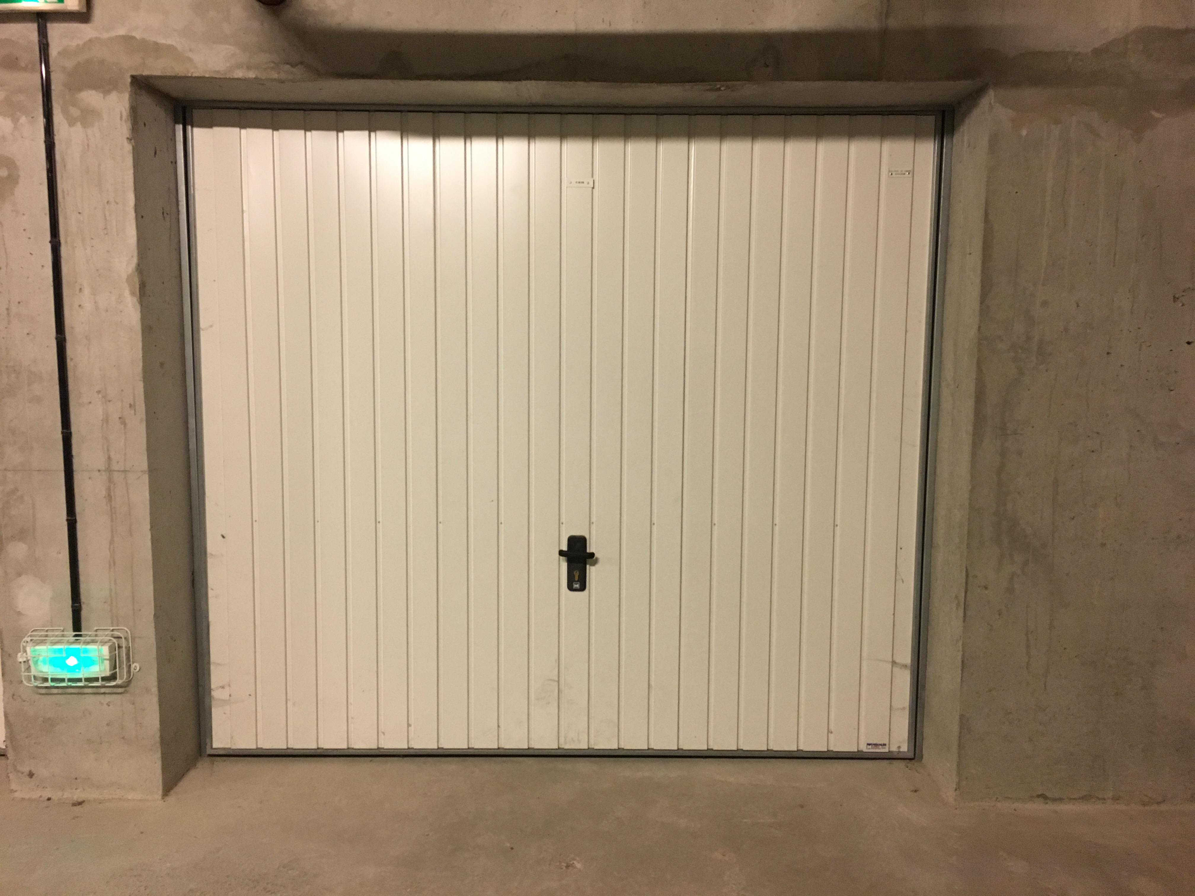 Stationnement double / Bourg-en-Bresse