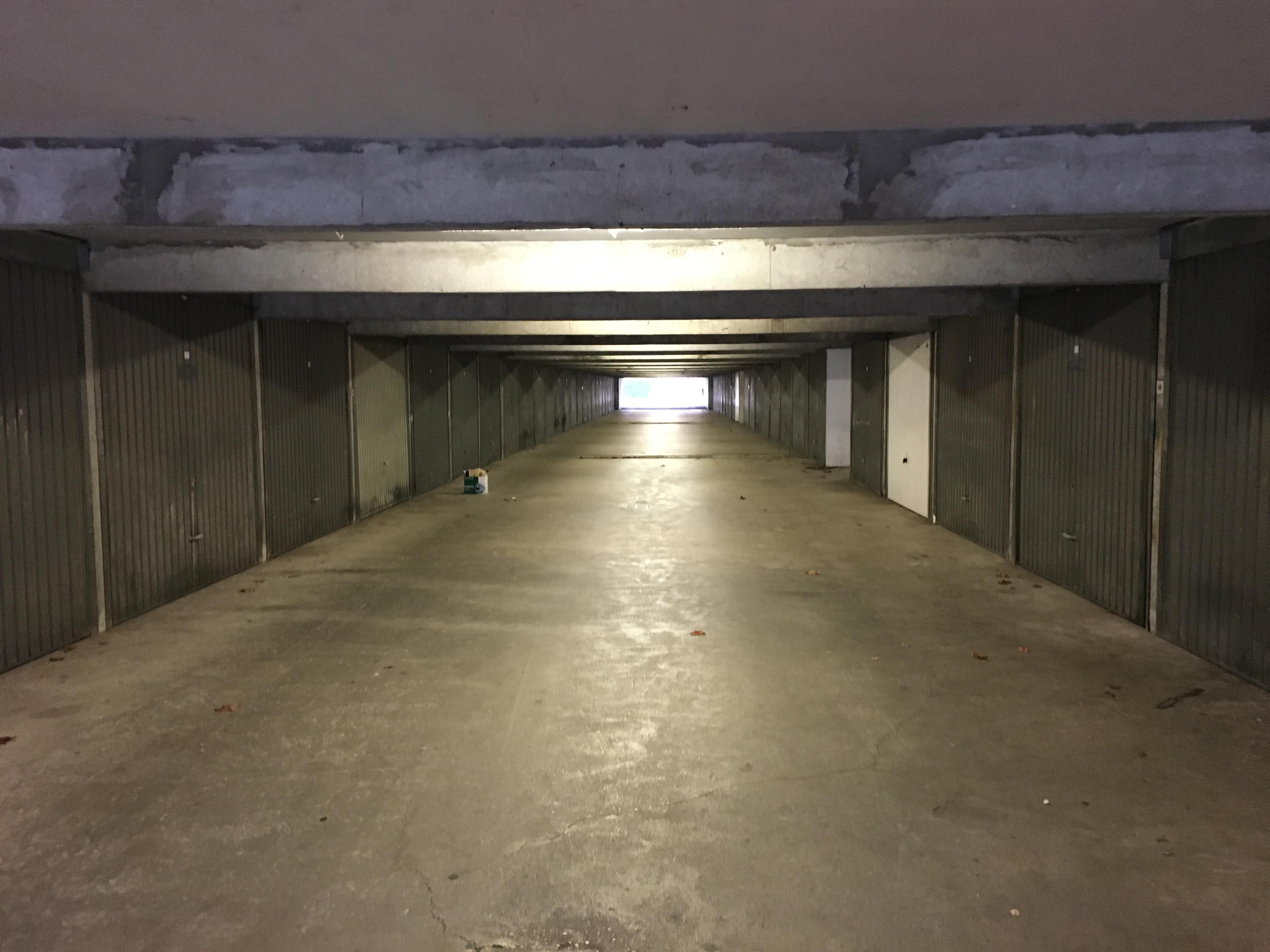 Garde-meubles en RDC / Bourg