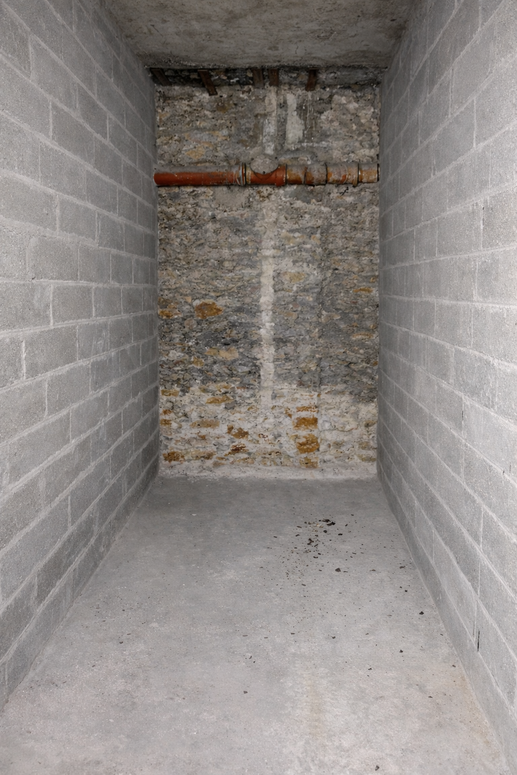 Location cave rue de Liège - Paris 8ème