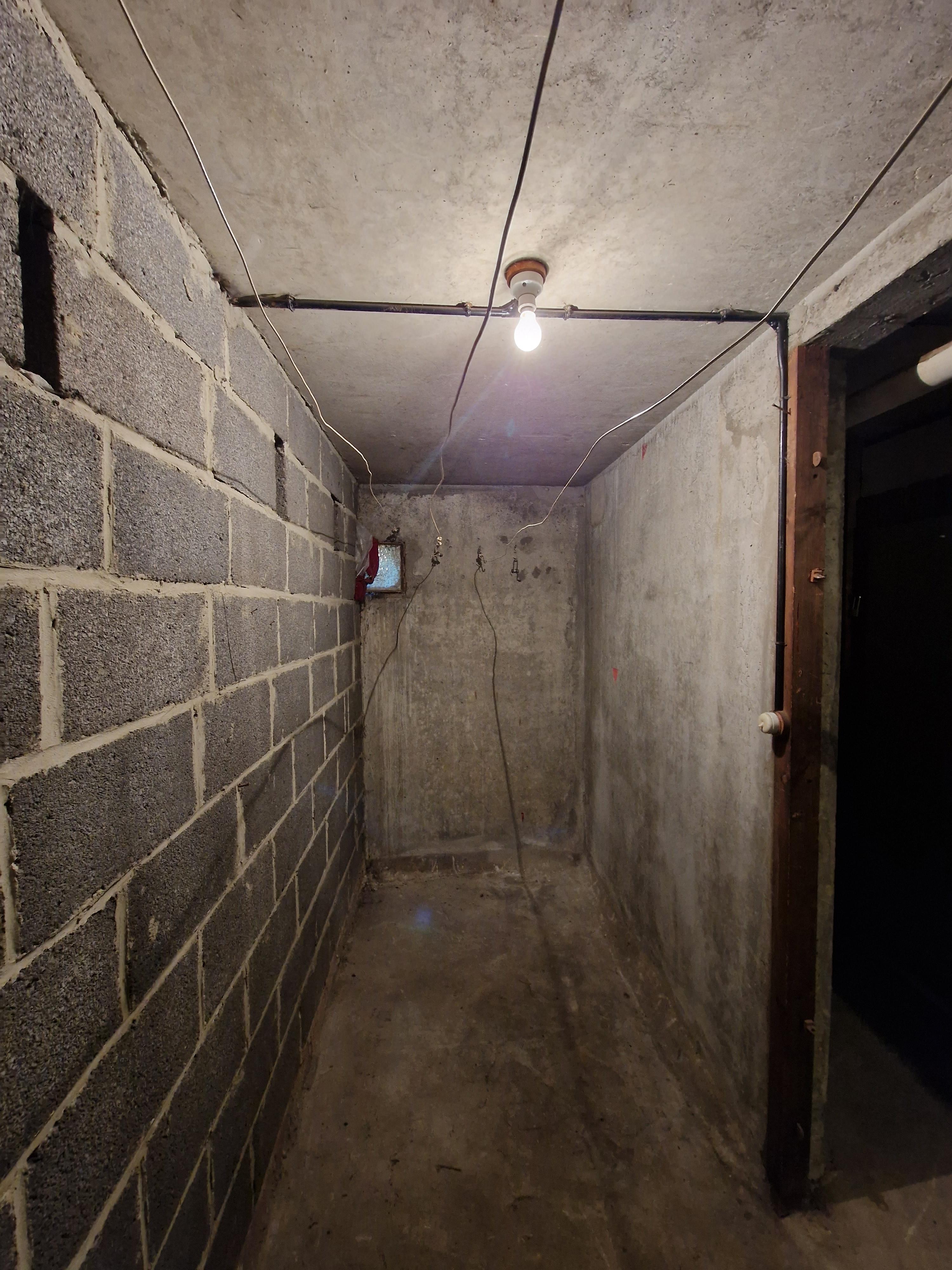 Cave, résidence sécurisée, Saint Maurice Pellevoisin