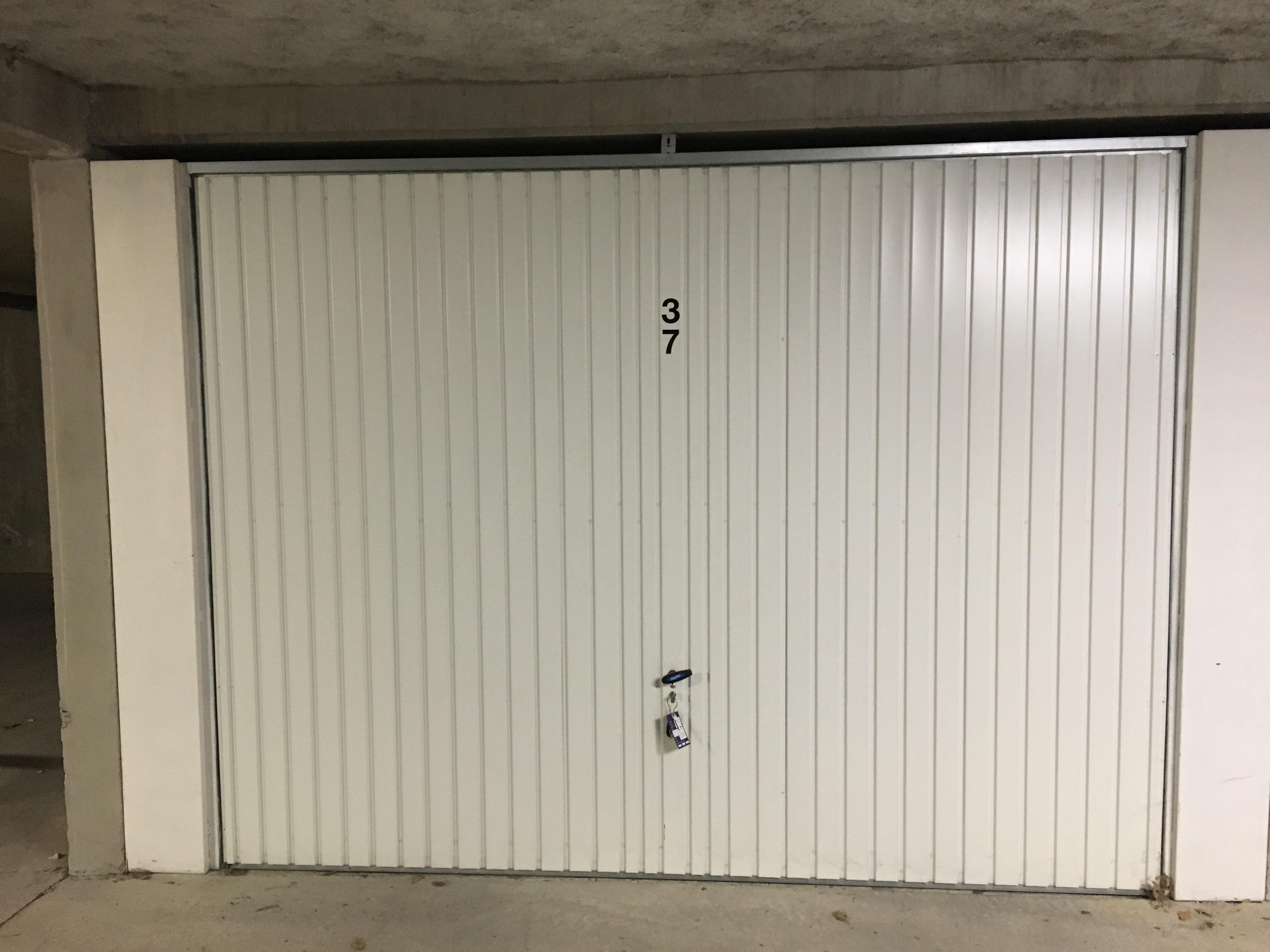 Location garage sécurisé à Reims
