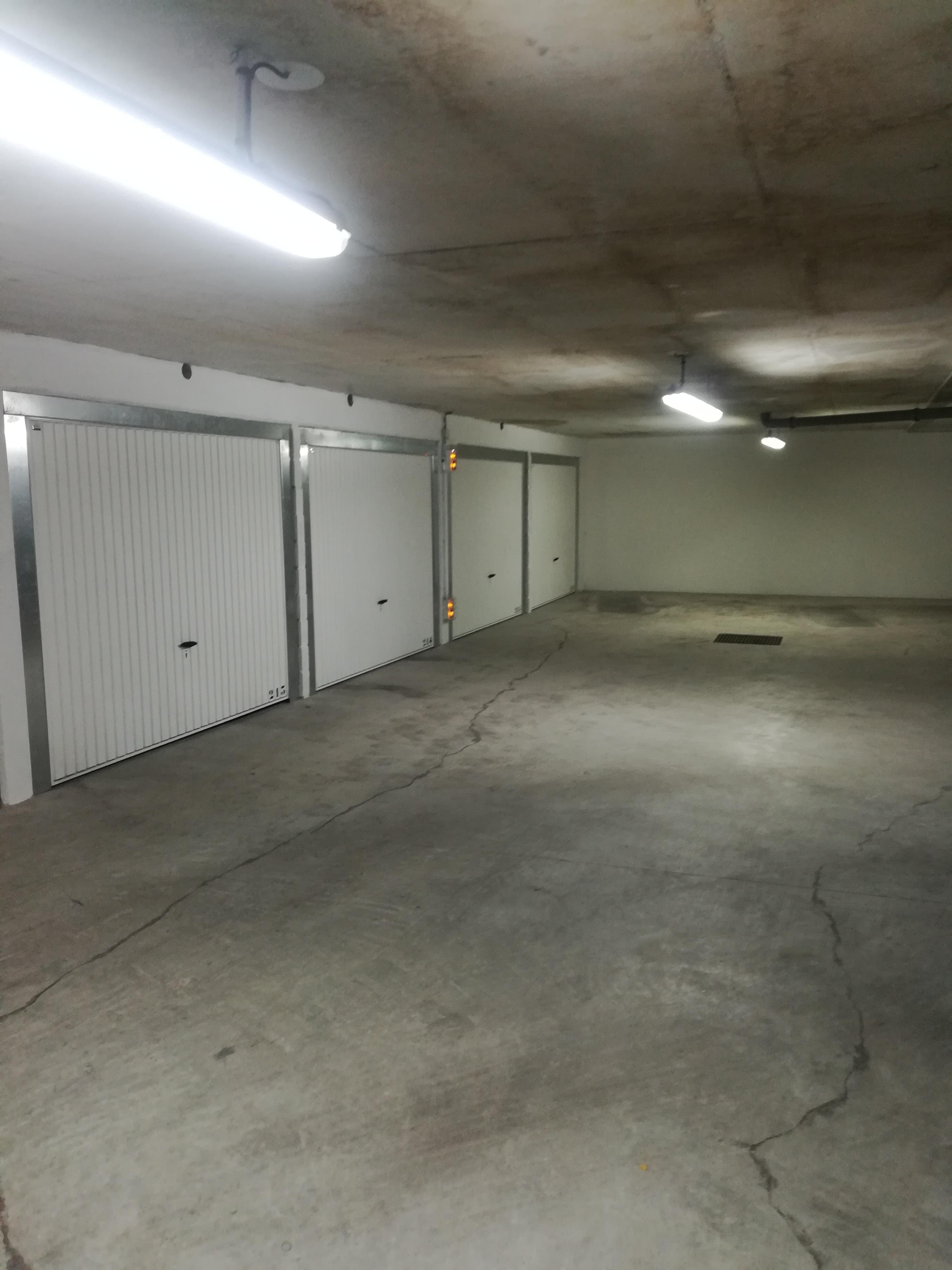 Box neuf 14m² Plaisir