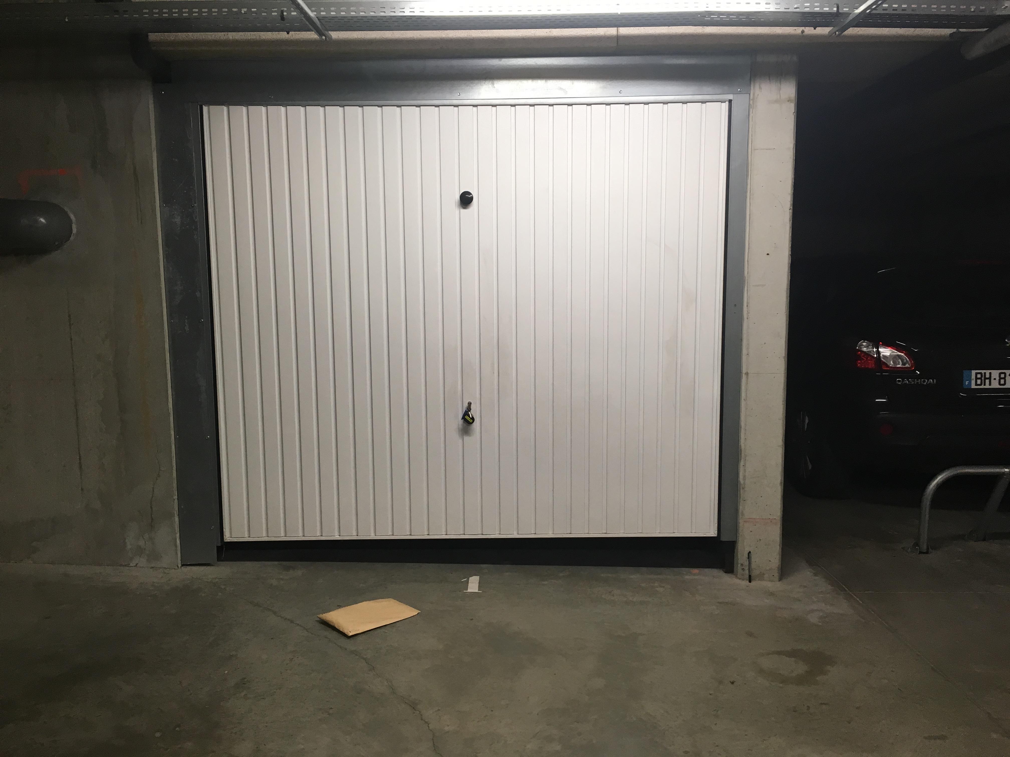 Garage sécurisé en sous-sol Croix Daurade