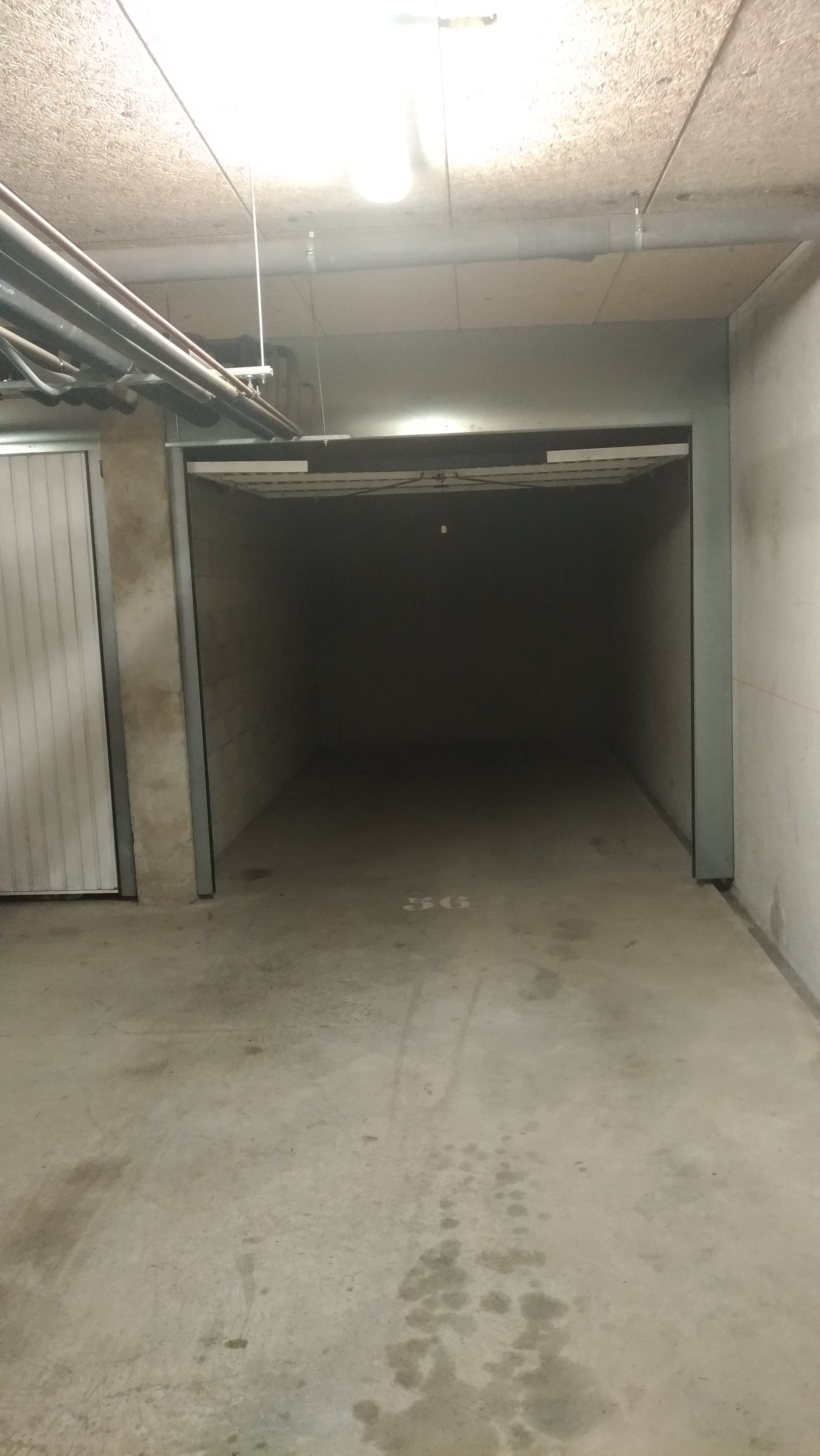 A louer garage sous-sol
