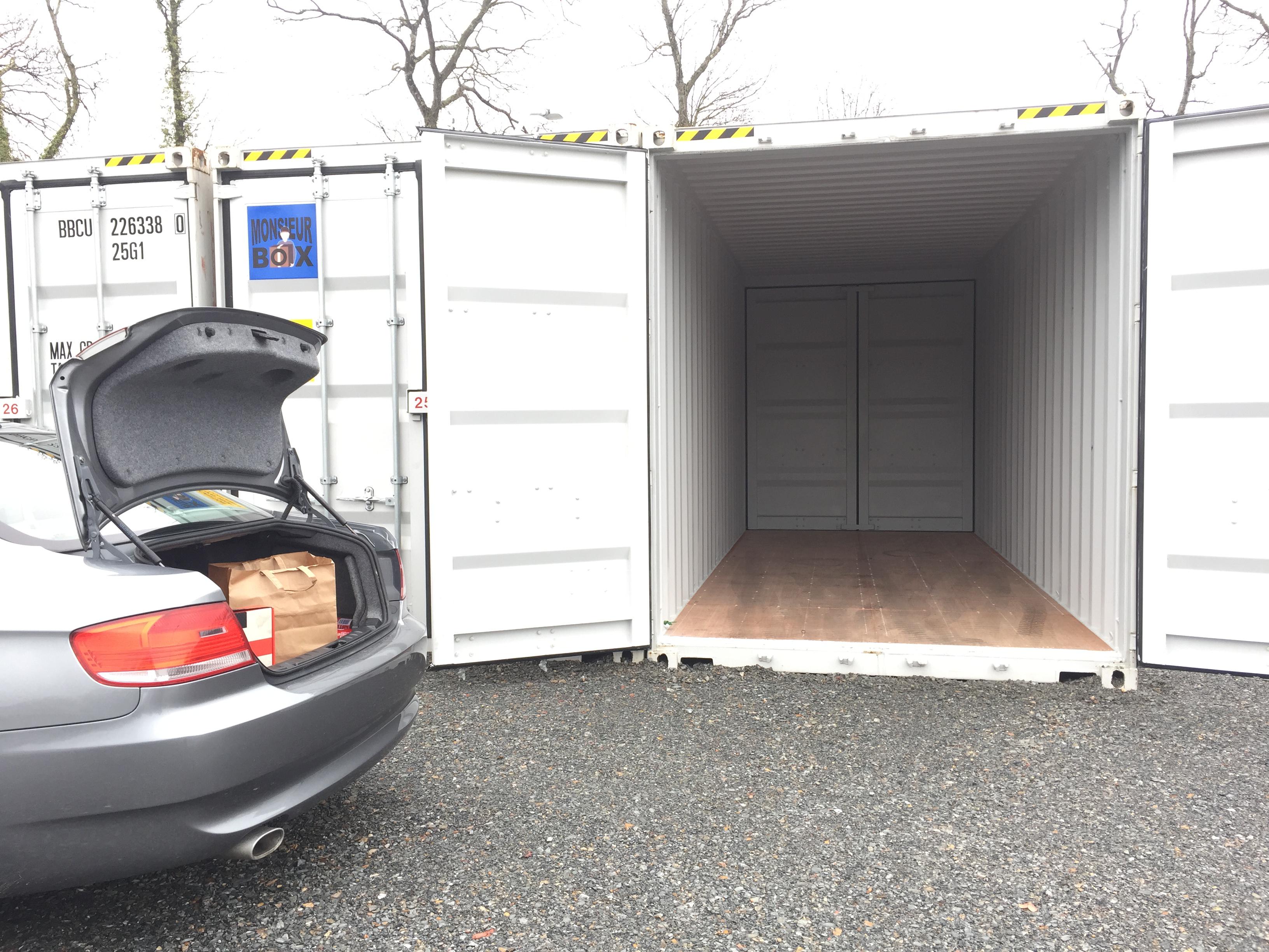 Box sécurisé et étanche 38m3 accès illimité sur