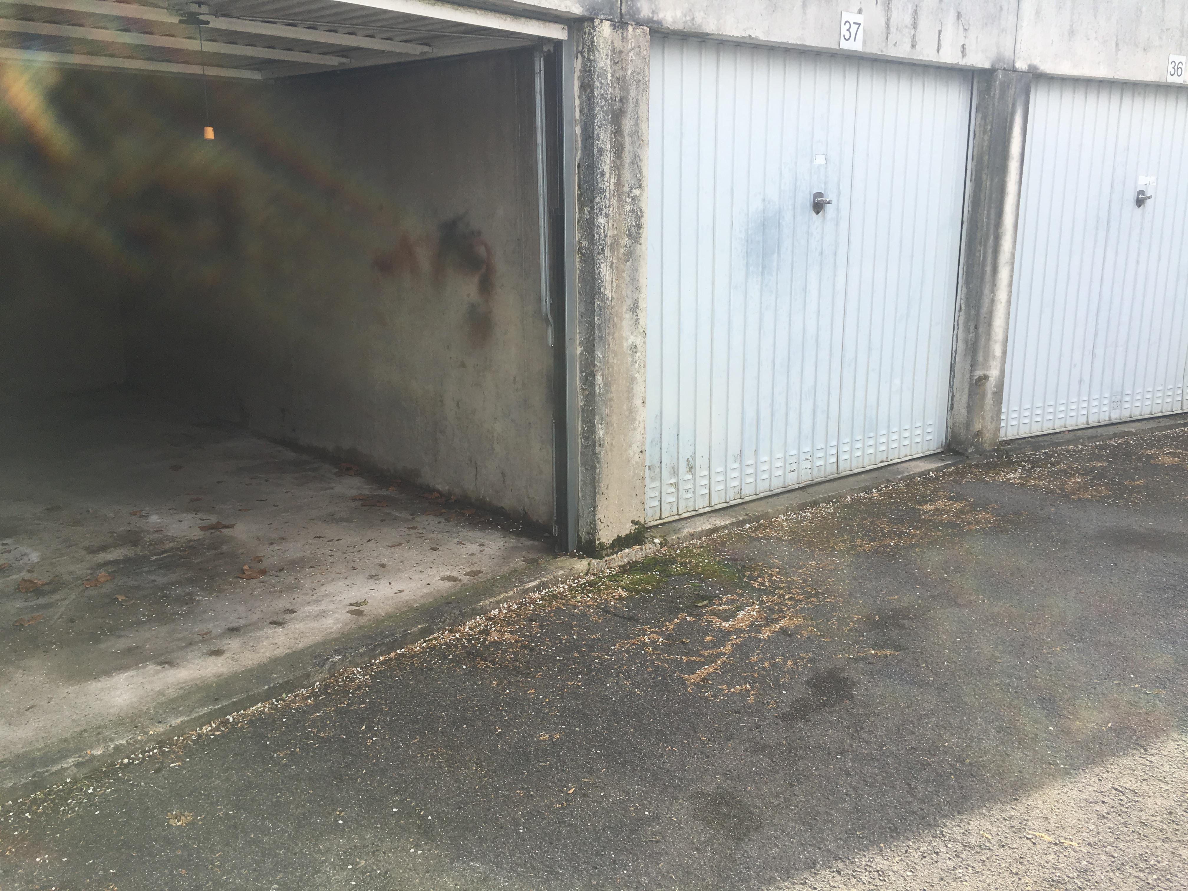 Garage fermé Pomponne