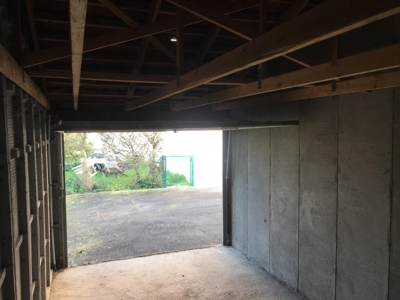 Garage / Garde-meuble à Évreux