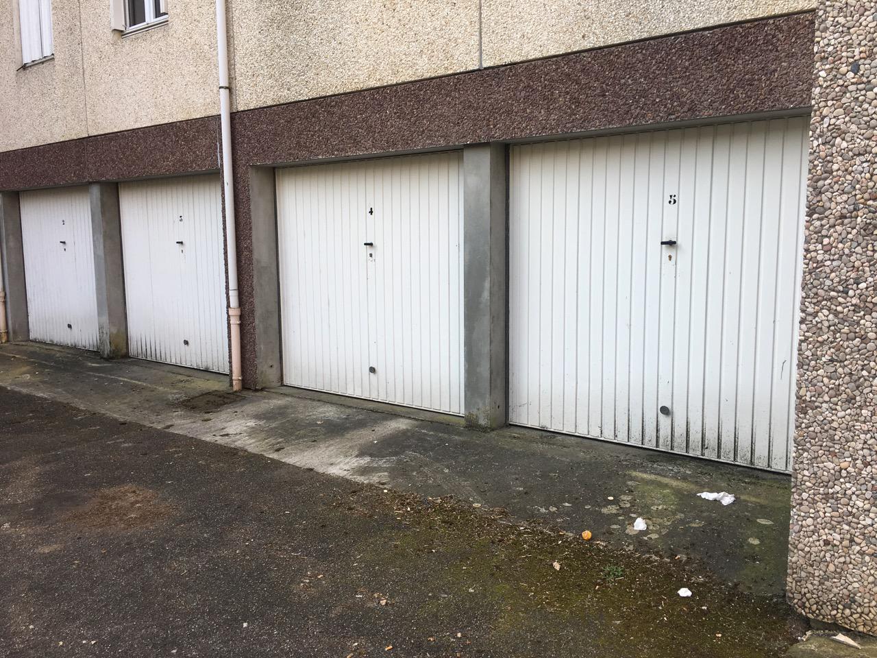 Garage à louer Evreux