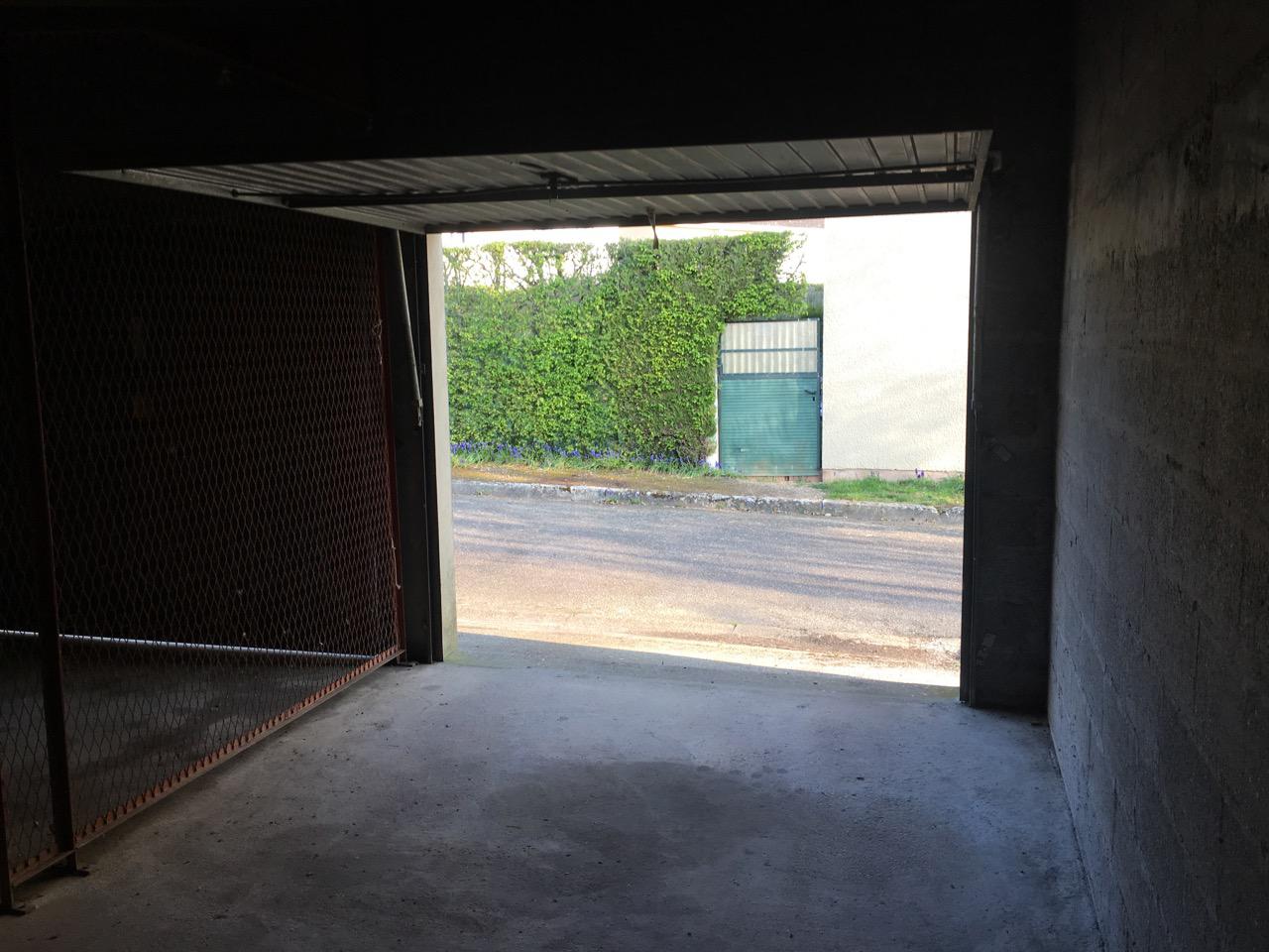 Garde-meuble / Garage sécurisé