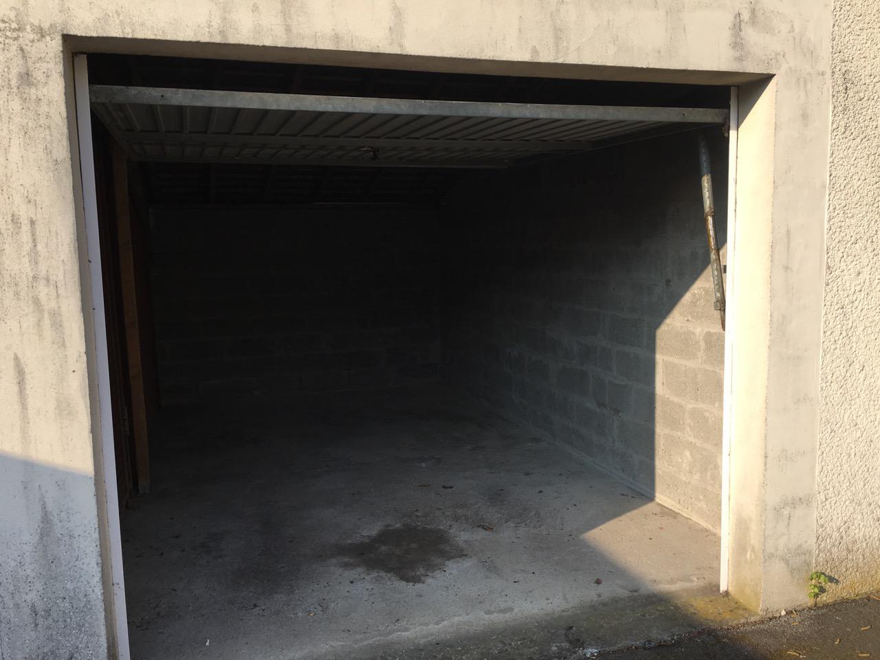 Garage / Box à louer
