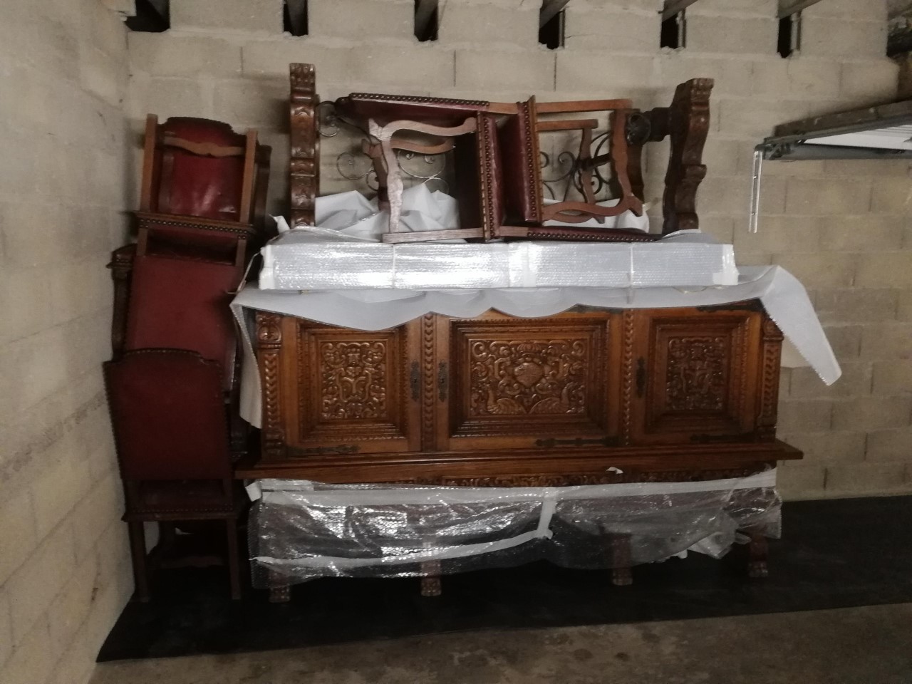 GARDE MEUBLE / ZONE DE STOCKAGE à Fontenay