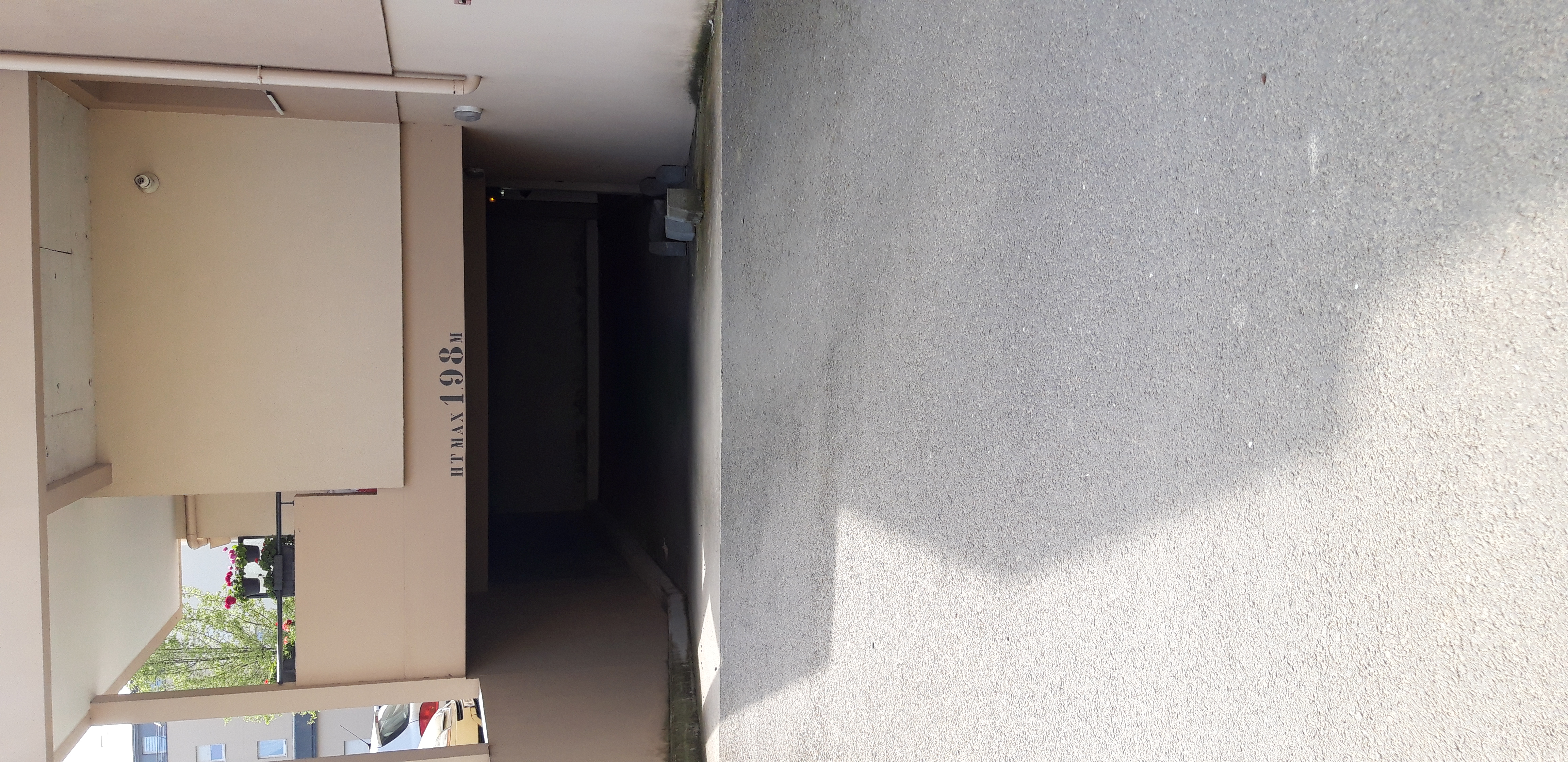 Garage à louer