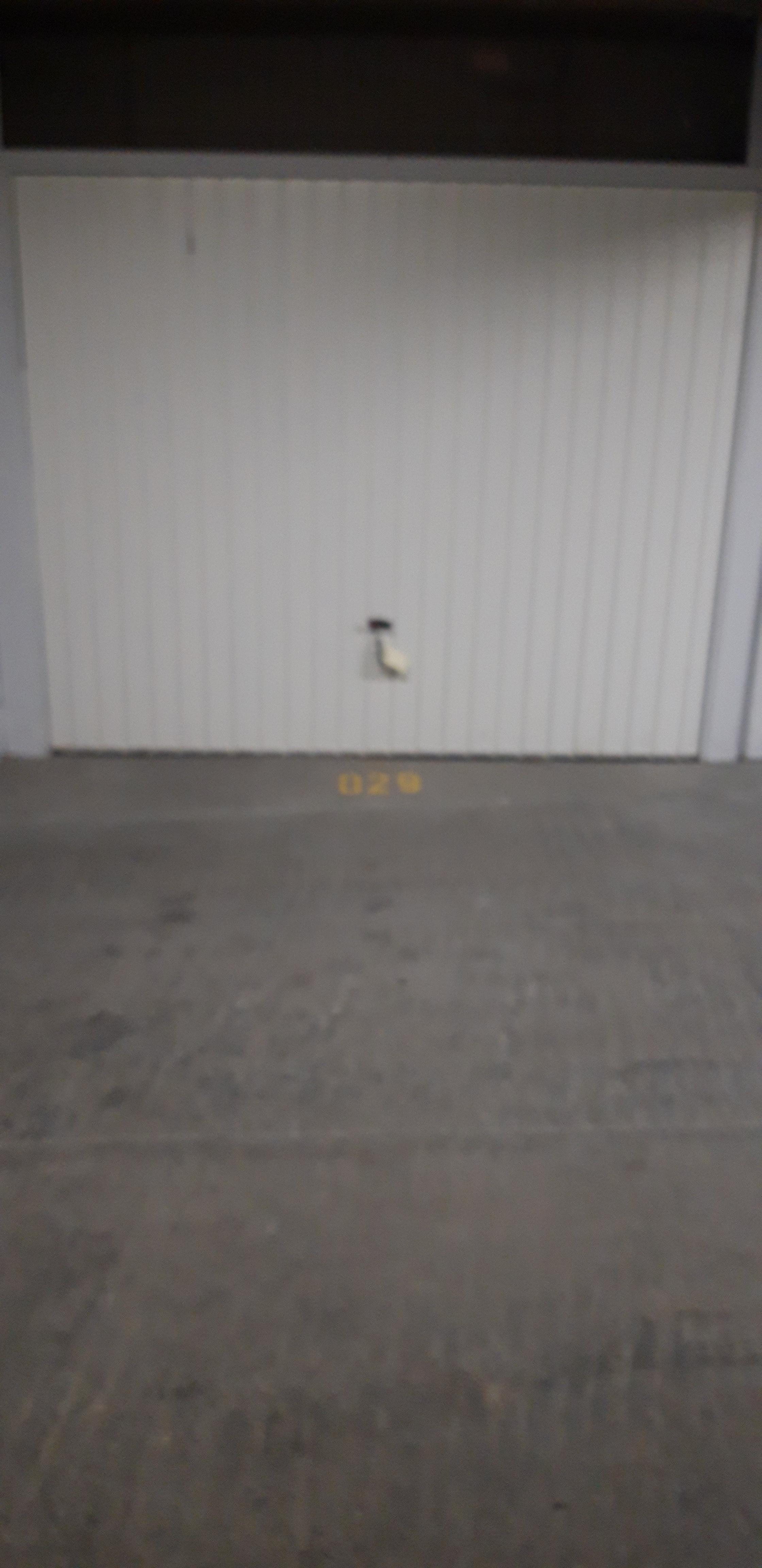 Parking fermé Rennes proche métro