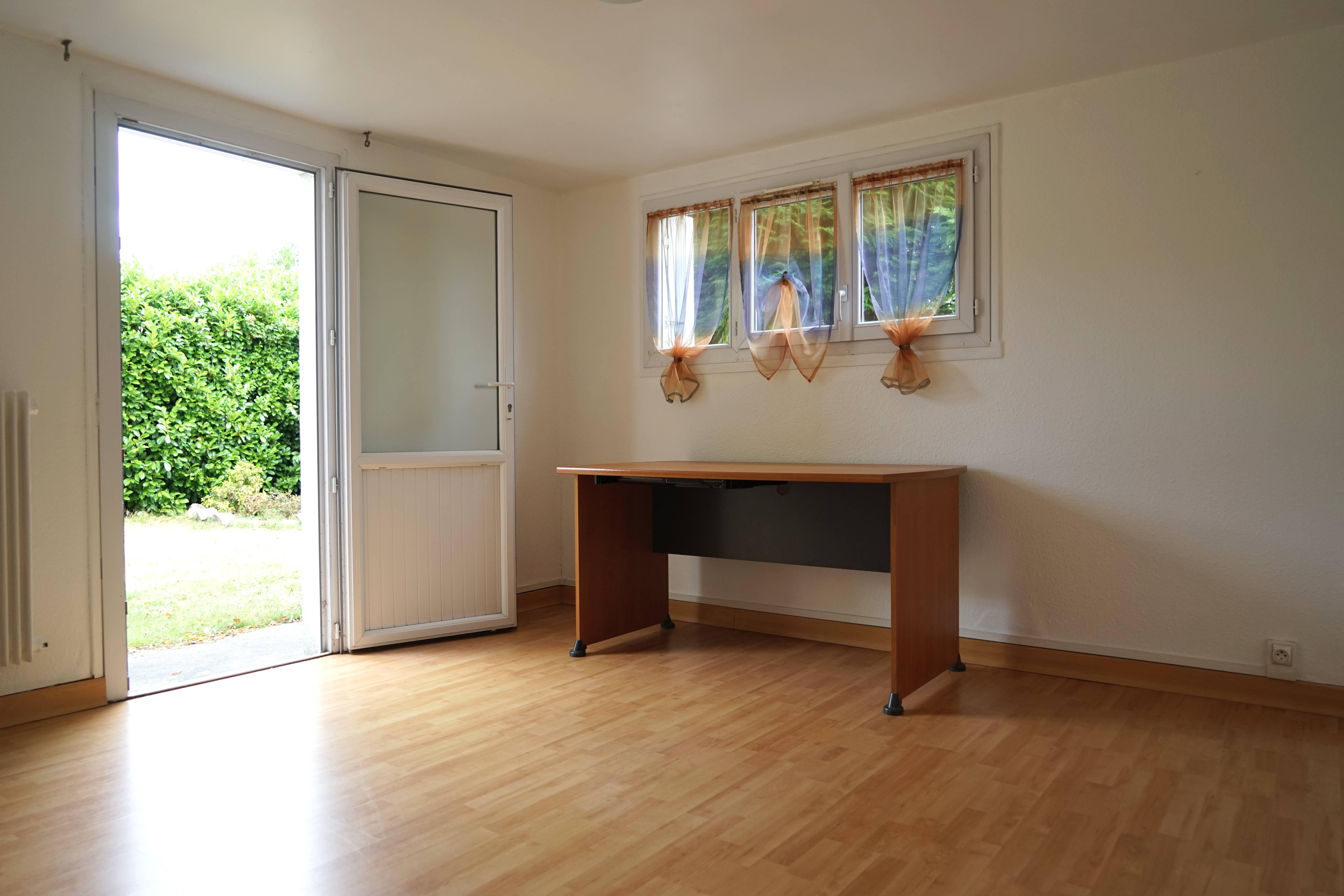 Garde meuble 11m² Saint-Malo-de-Guersac XXXXX