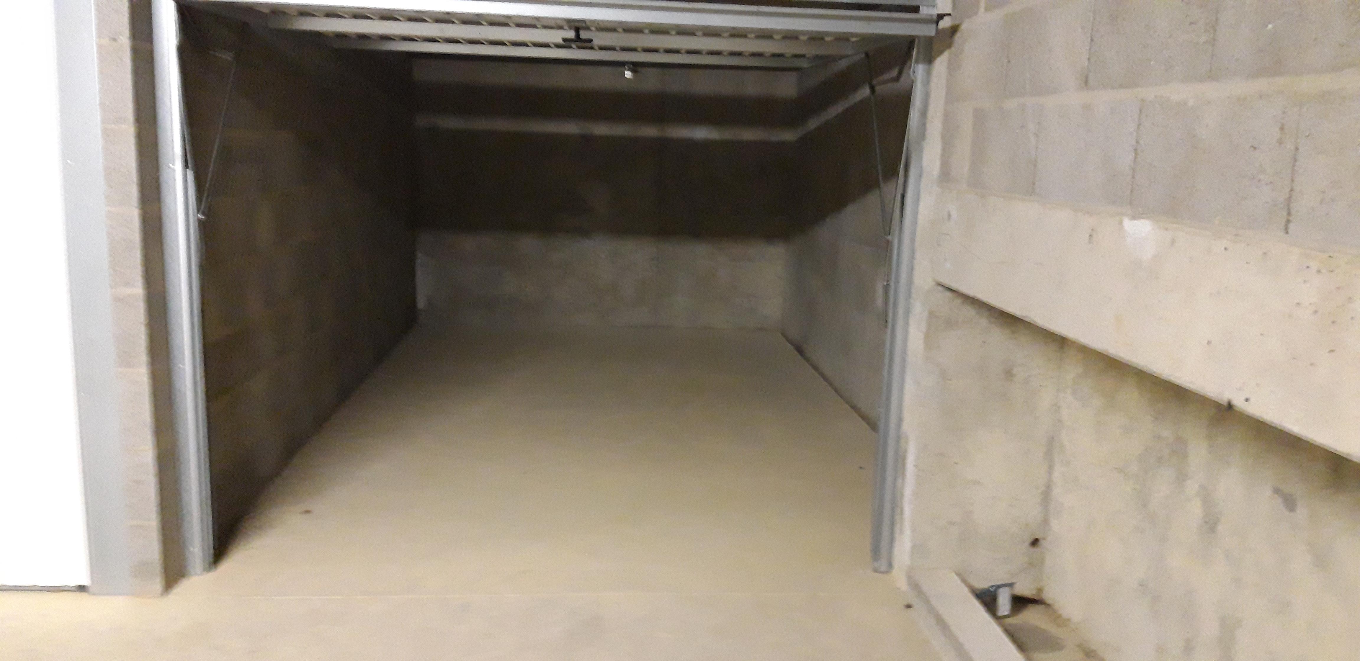 Garage en sous-sol Le Rheu