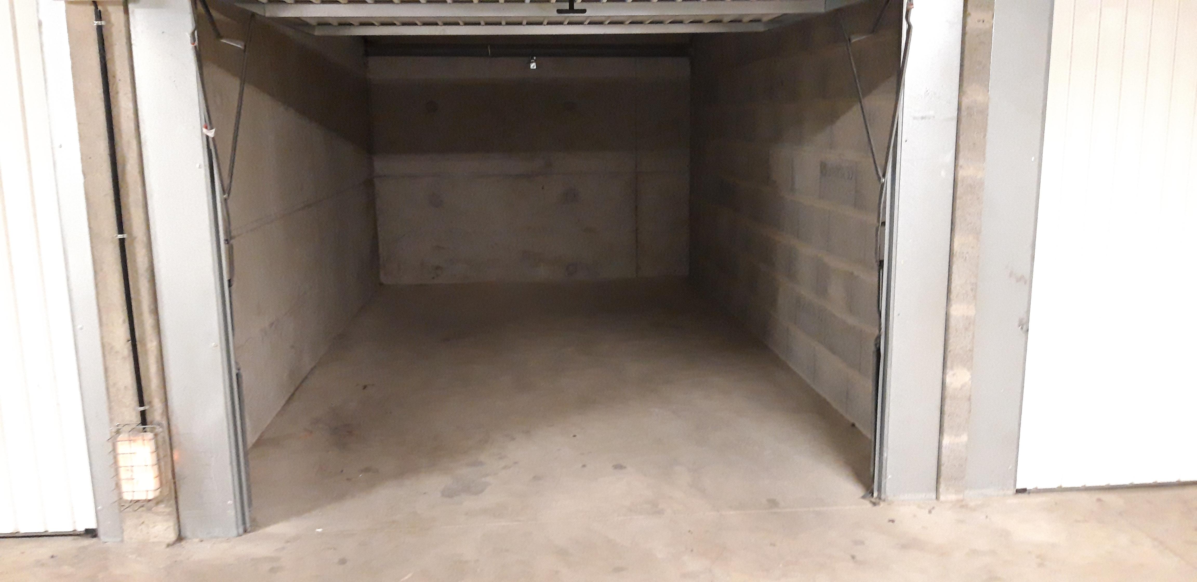 Garage sécurisé en sous-sol