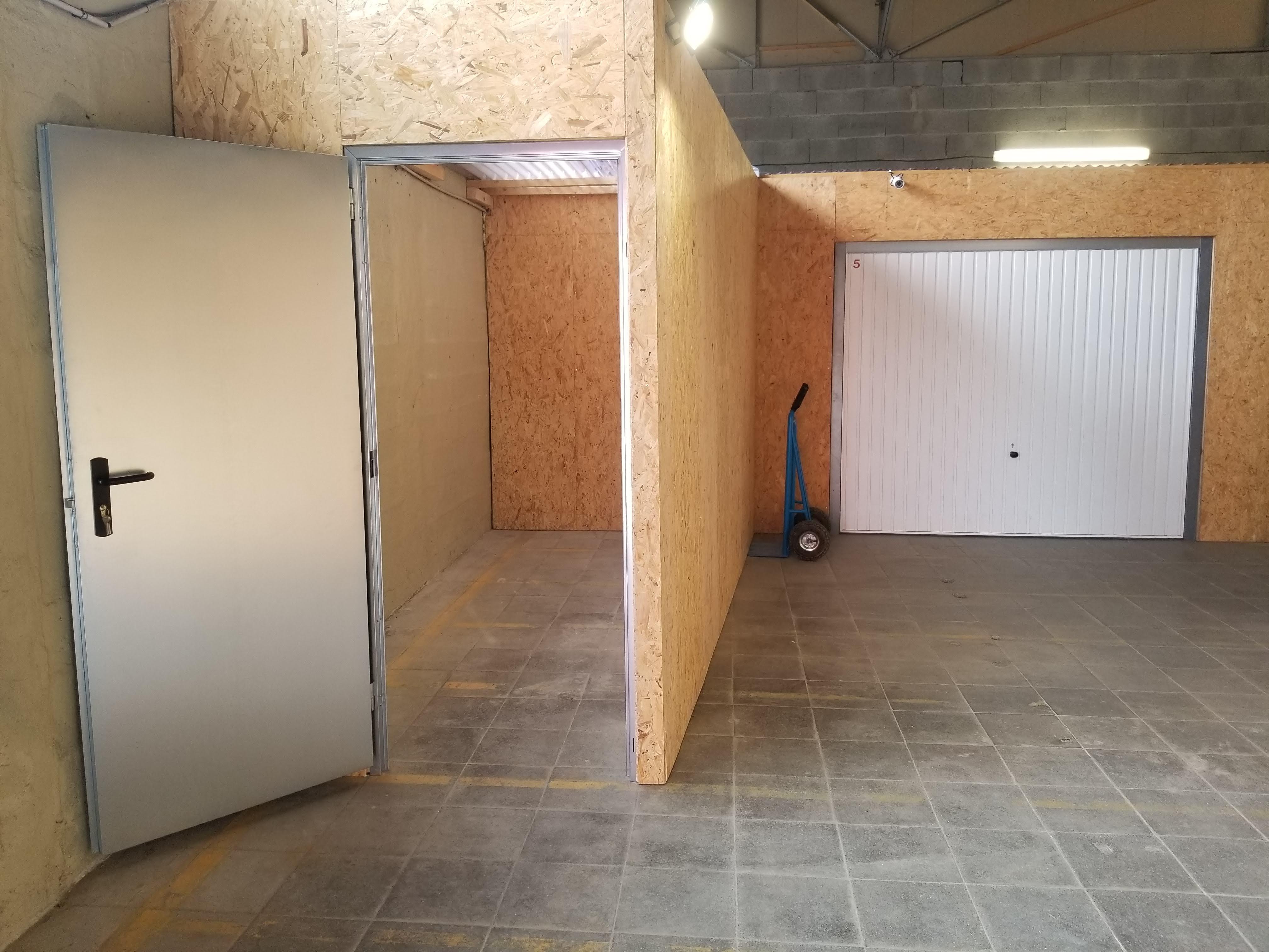 Box de stockage de 8m2 ou 20m3 Niort
