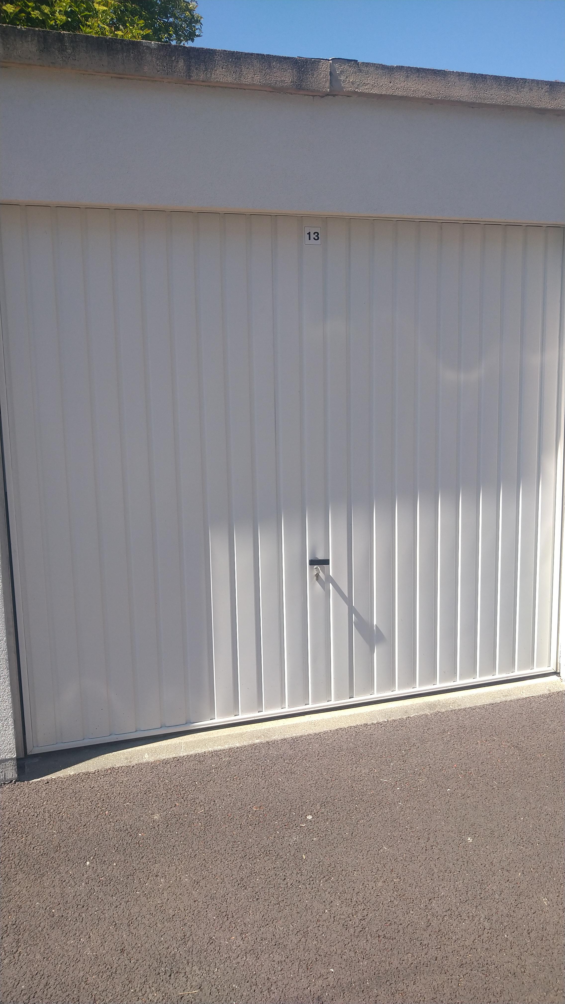 Espace de stationnement EXCLUSIVEMENT à Montigny-lès-Metz