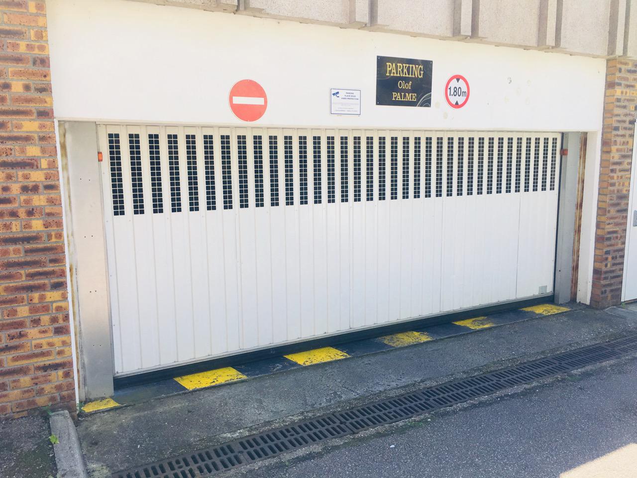 Garage privé et sécurisé / Le Grand-Quevilly