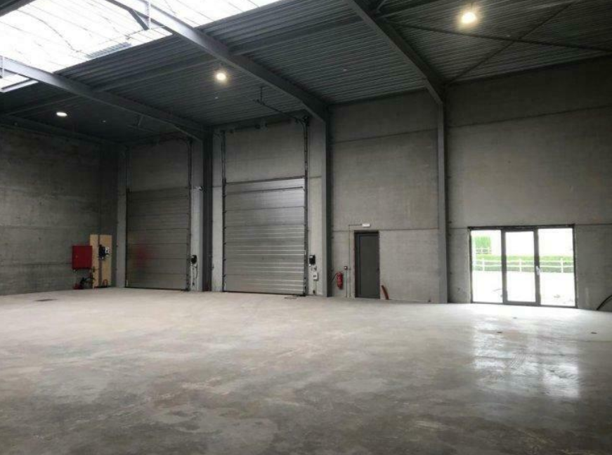 Magazijn te huur Deinze // Magasin à louer