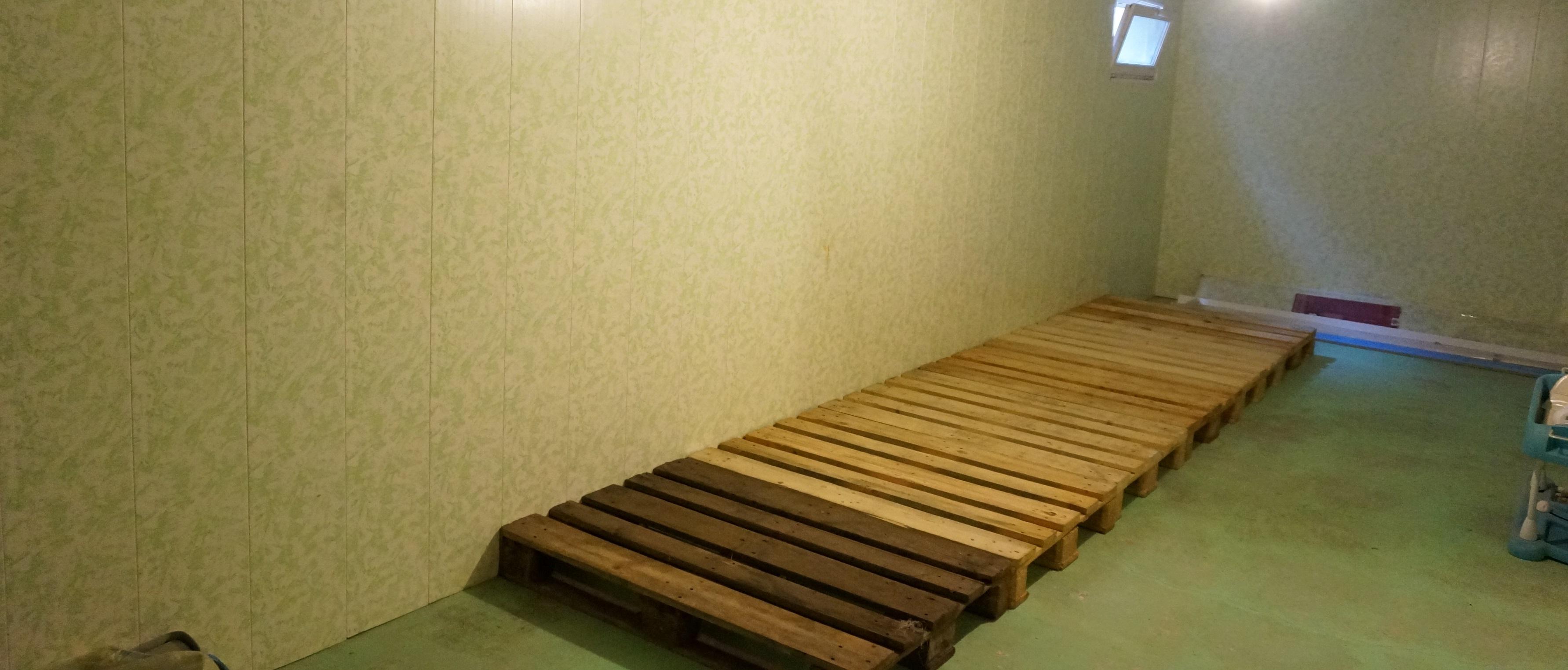28 emplacements en co-stockage, 1 à 28m², 5min