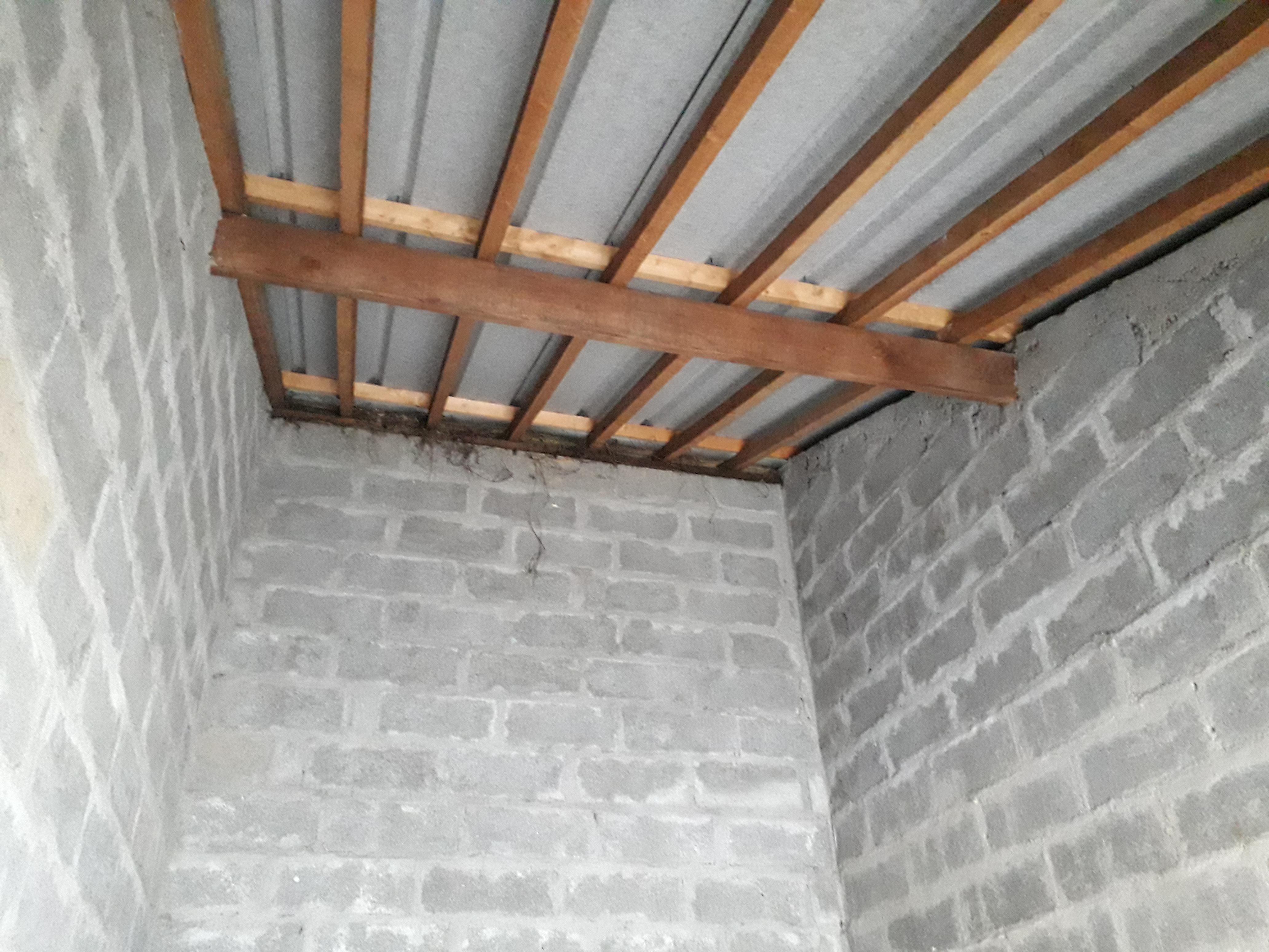 Bel espace de stockage à Val de Reuil